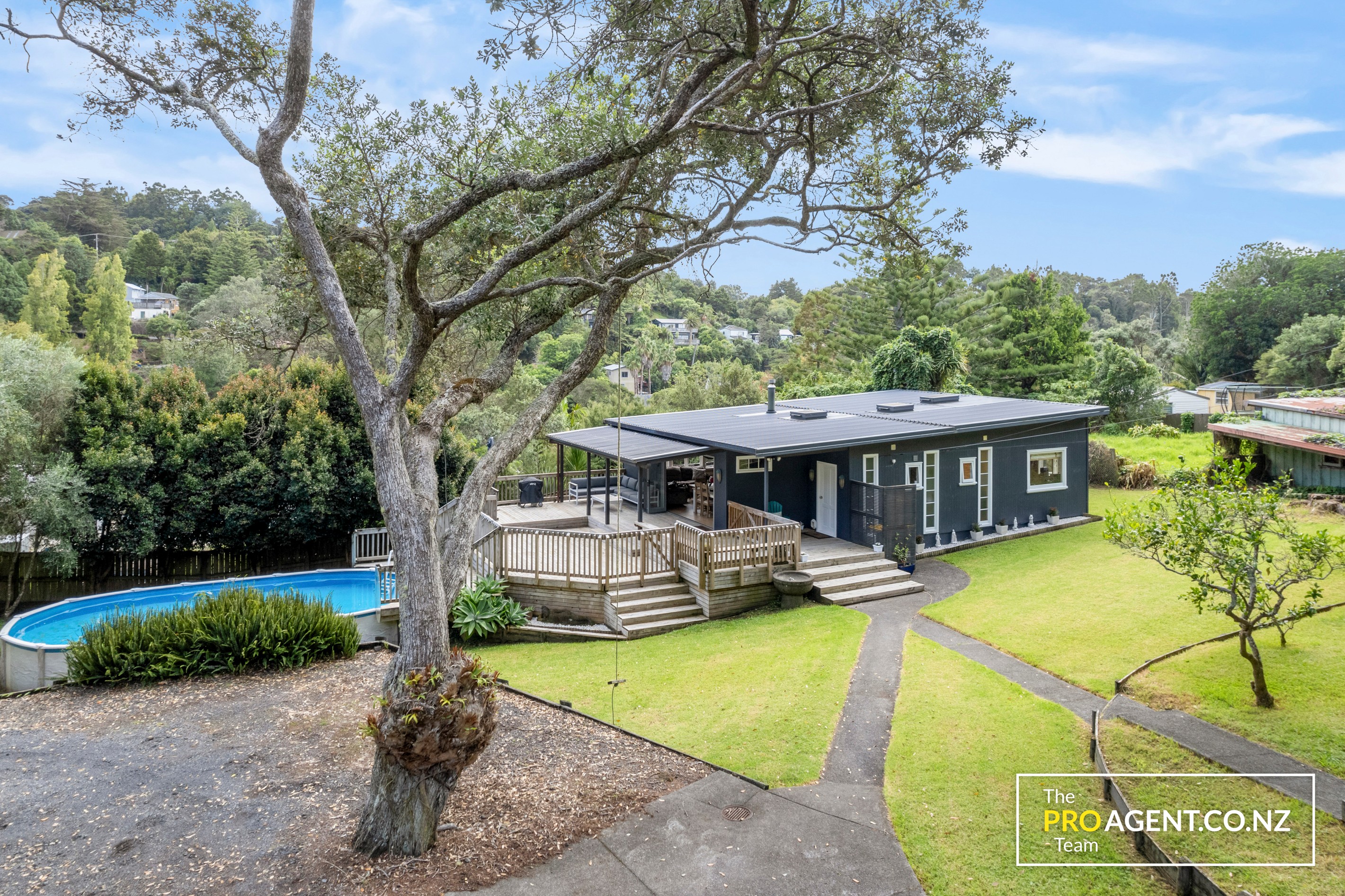 144 Victory Road, Laingholm, Waitakere City