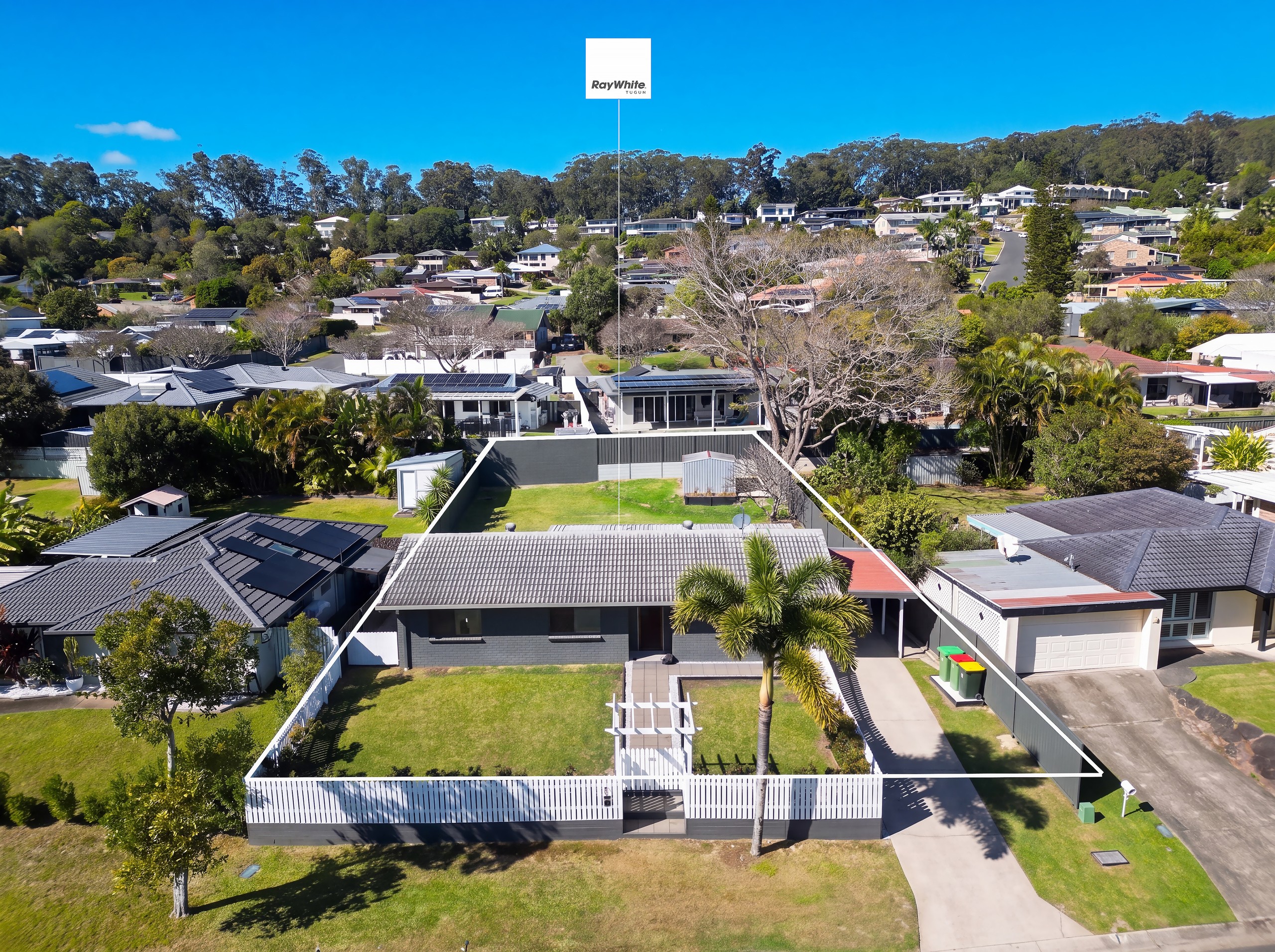 21 McKenzie Drive, Currumbin Waters, QLD 4223