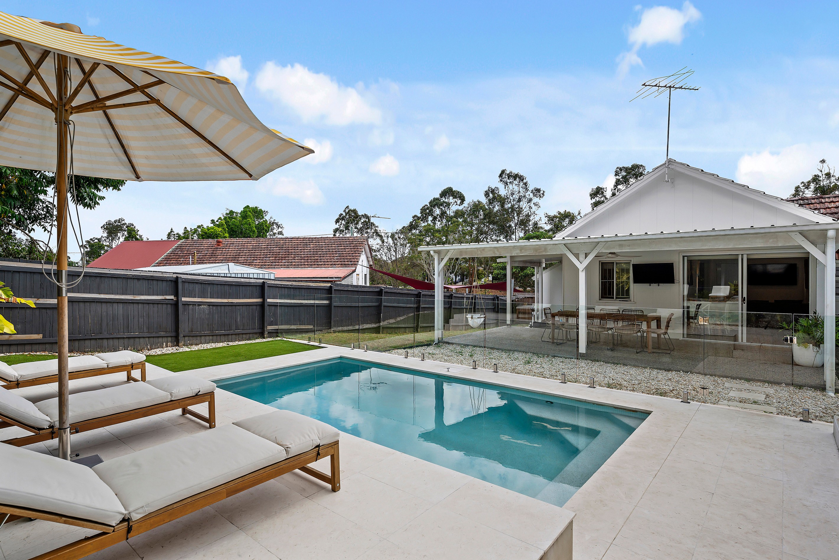 358 Beaudesert (Service Road), Moorooka, QLD 4105