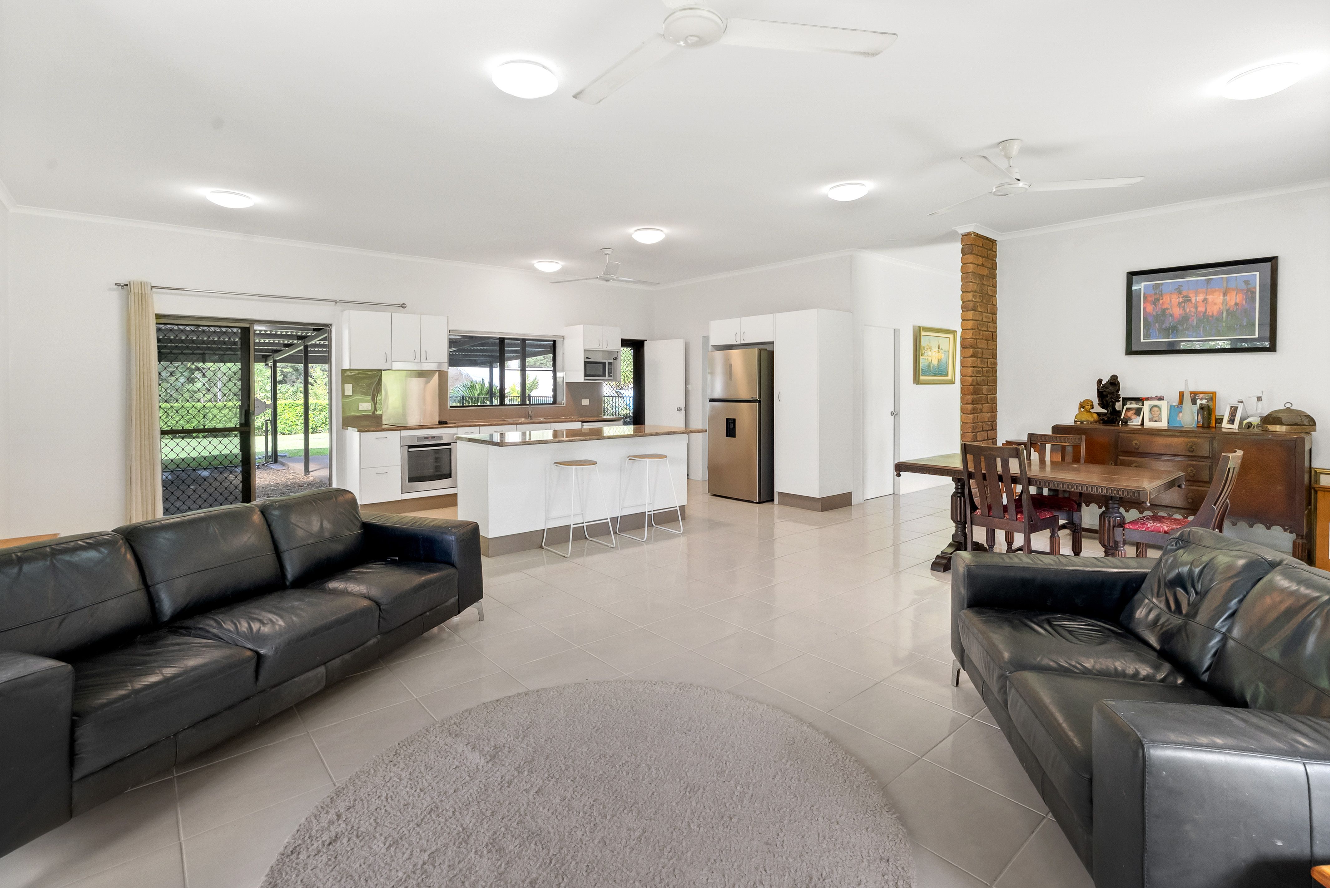 8b Fairyland Road — photo 3 of 30
