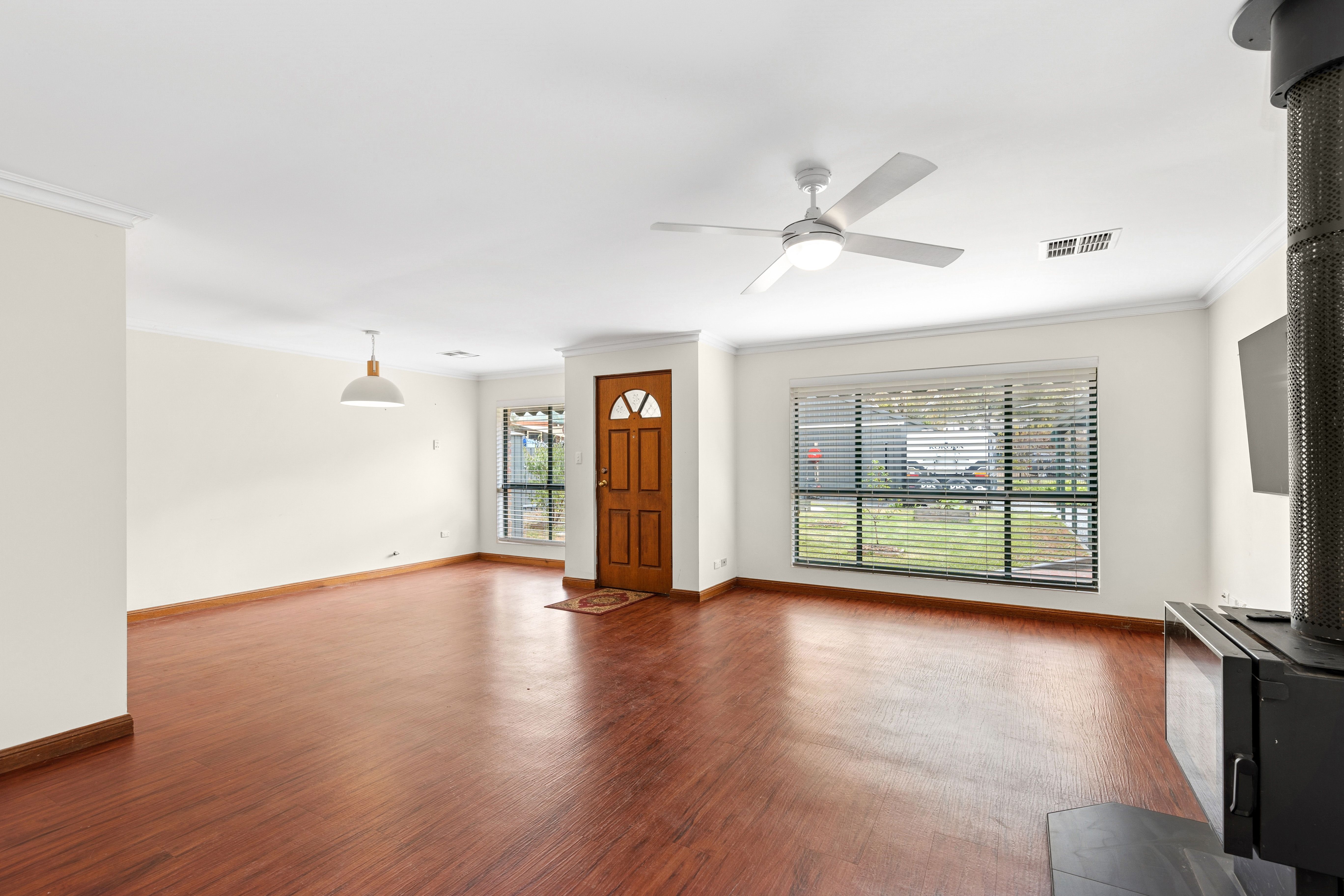 16 Donald Street, Dawesley, SA 5252