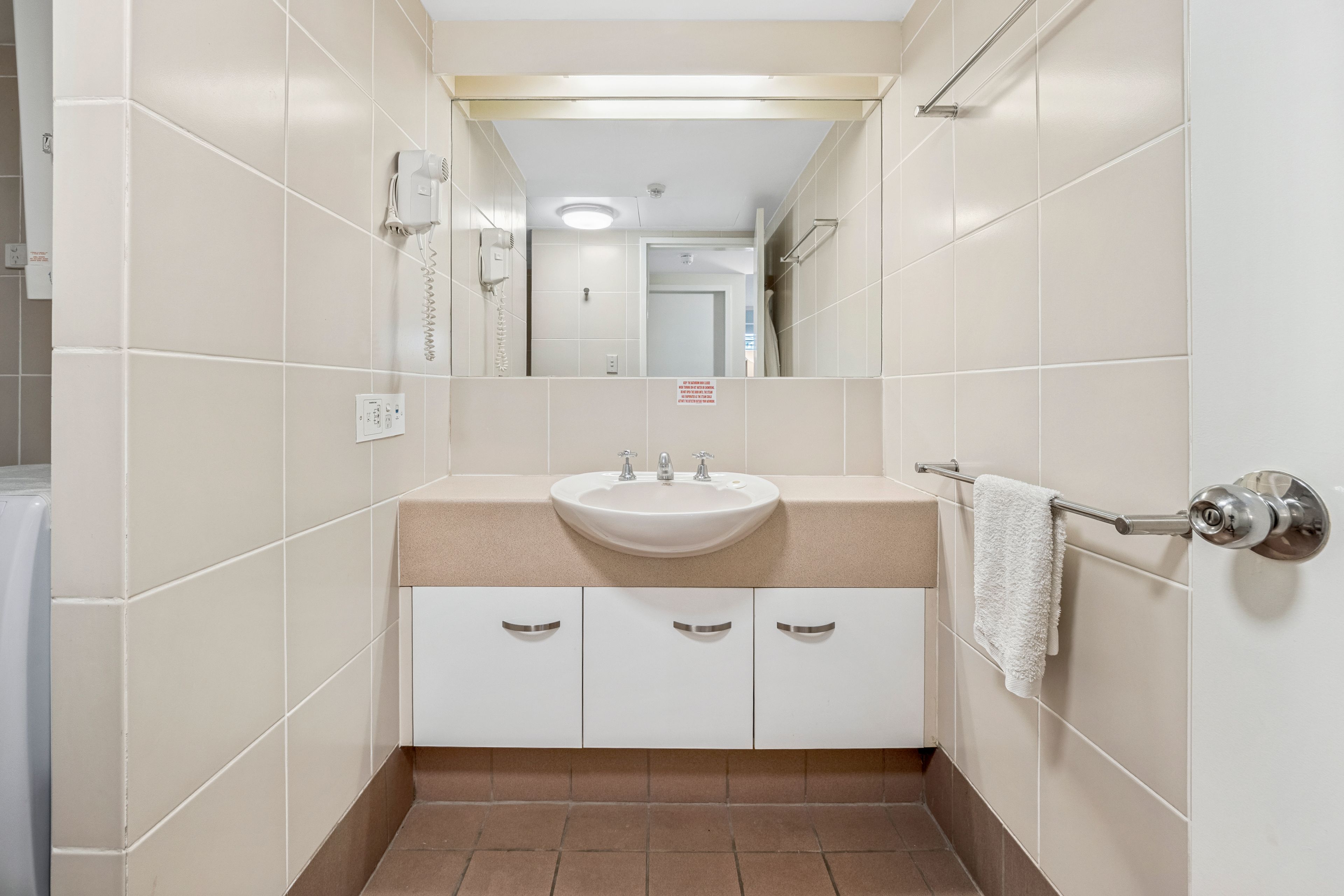 506/44 Ferry Street — photo 11 of 20