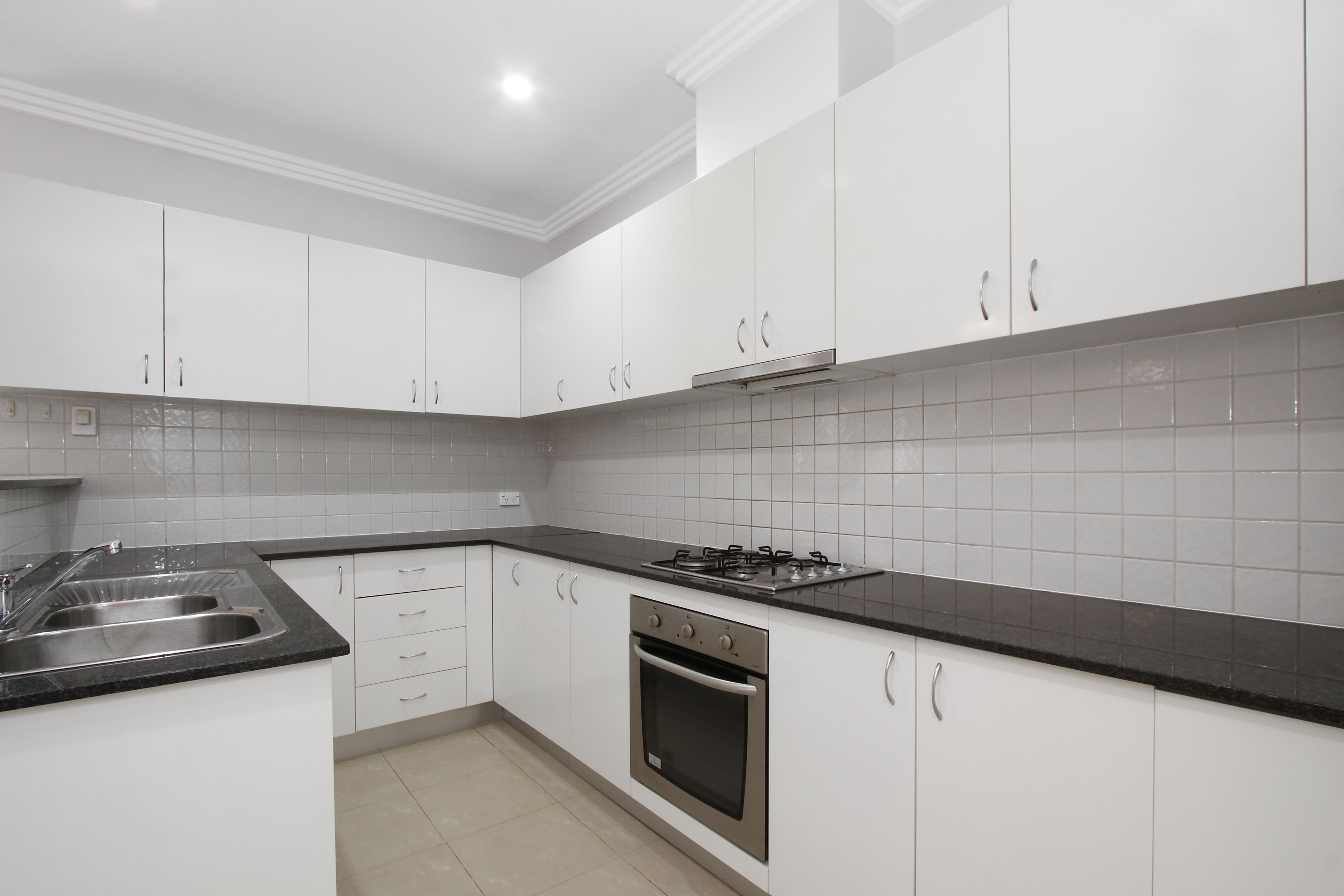 7/503-505 Burwood Road — photo 3 of 6