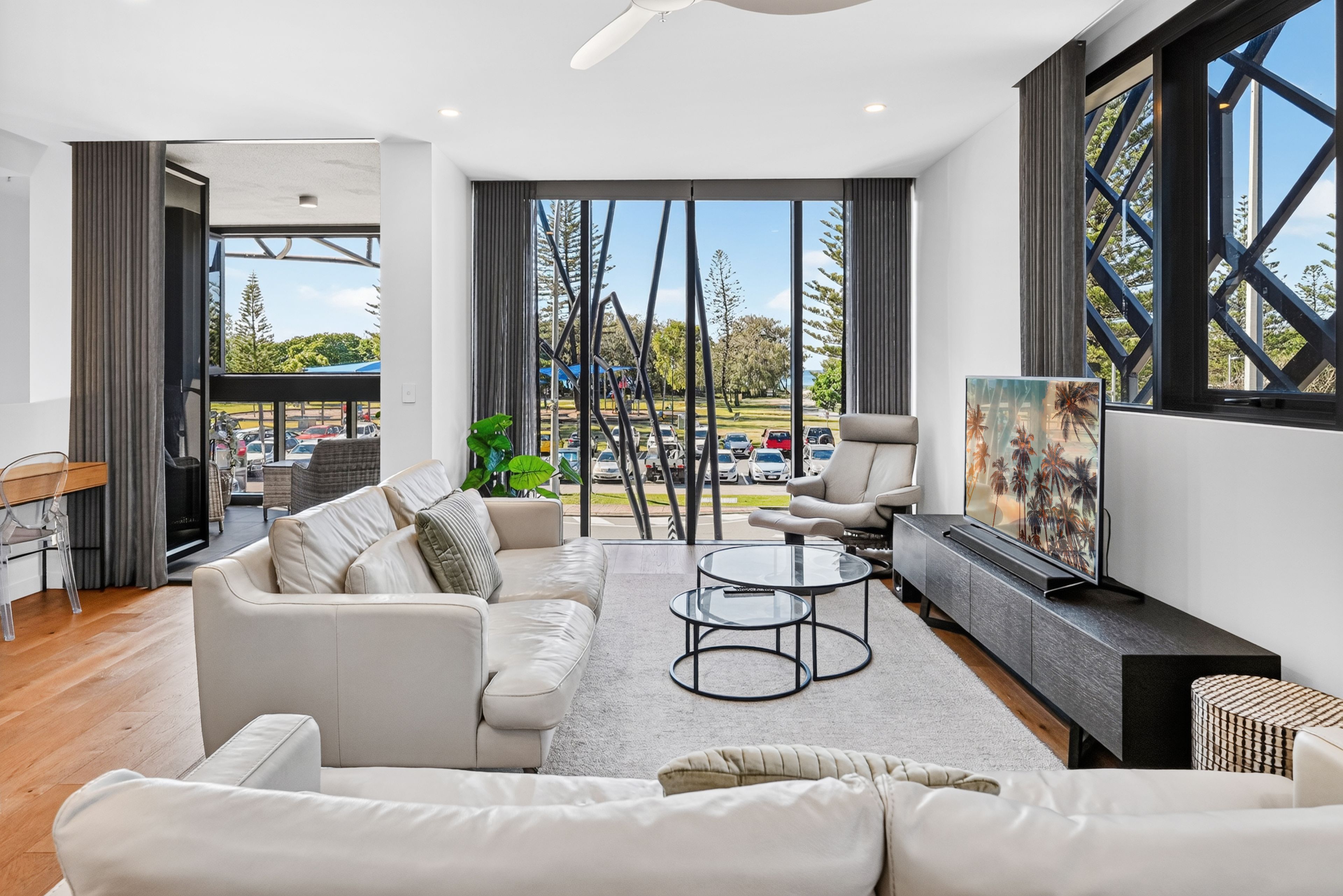103/185 Old Burleigh Road, Broadbeach, QLD 4218