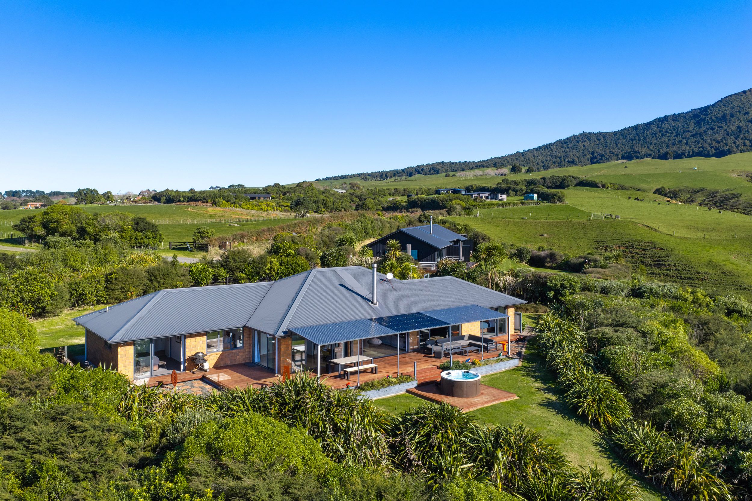 666 Te Hutewai Road, Raglan, Waikato District