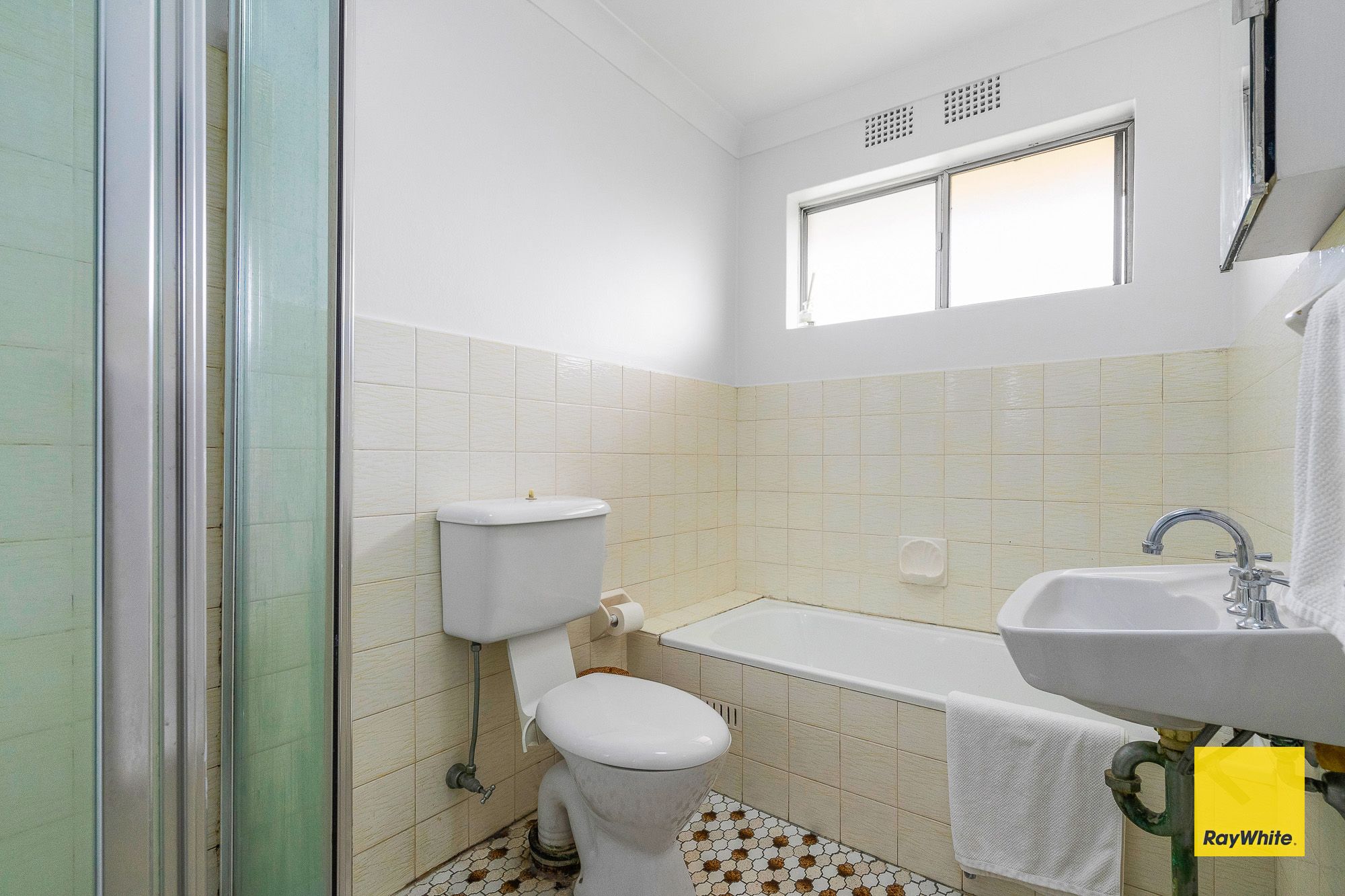 6/5 Yangoora Road — photo 8 of 14