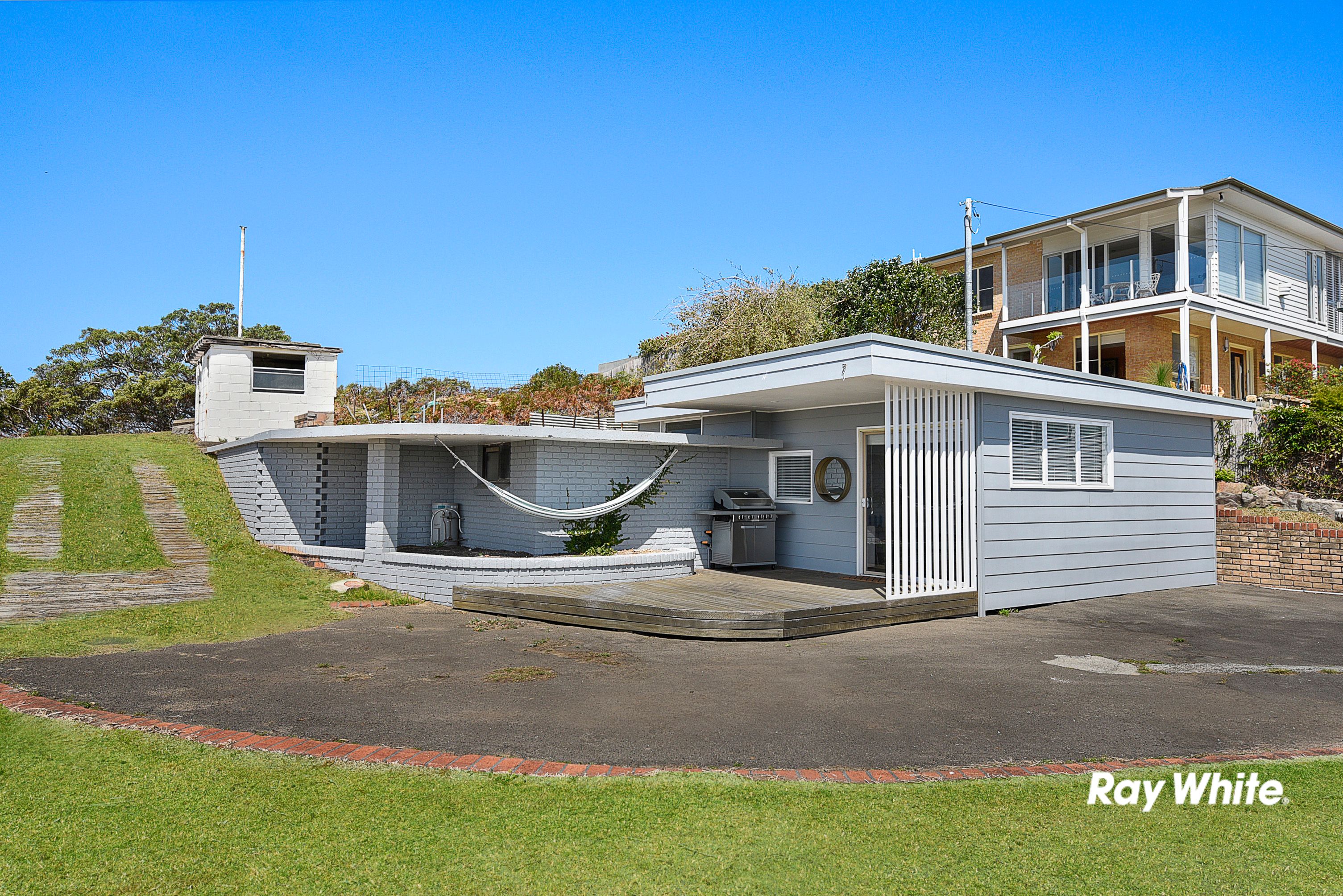 4 Eric Street, Bundeena, NSW 2230