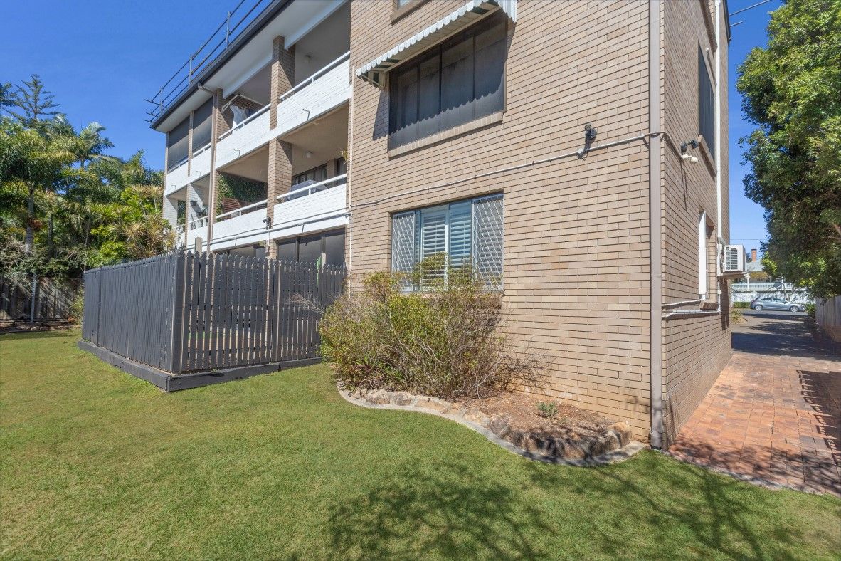 2/20 Winifred Street, Clayfield, QLD 4011