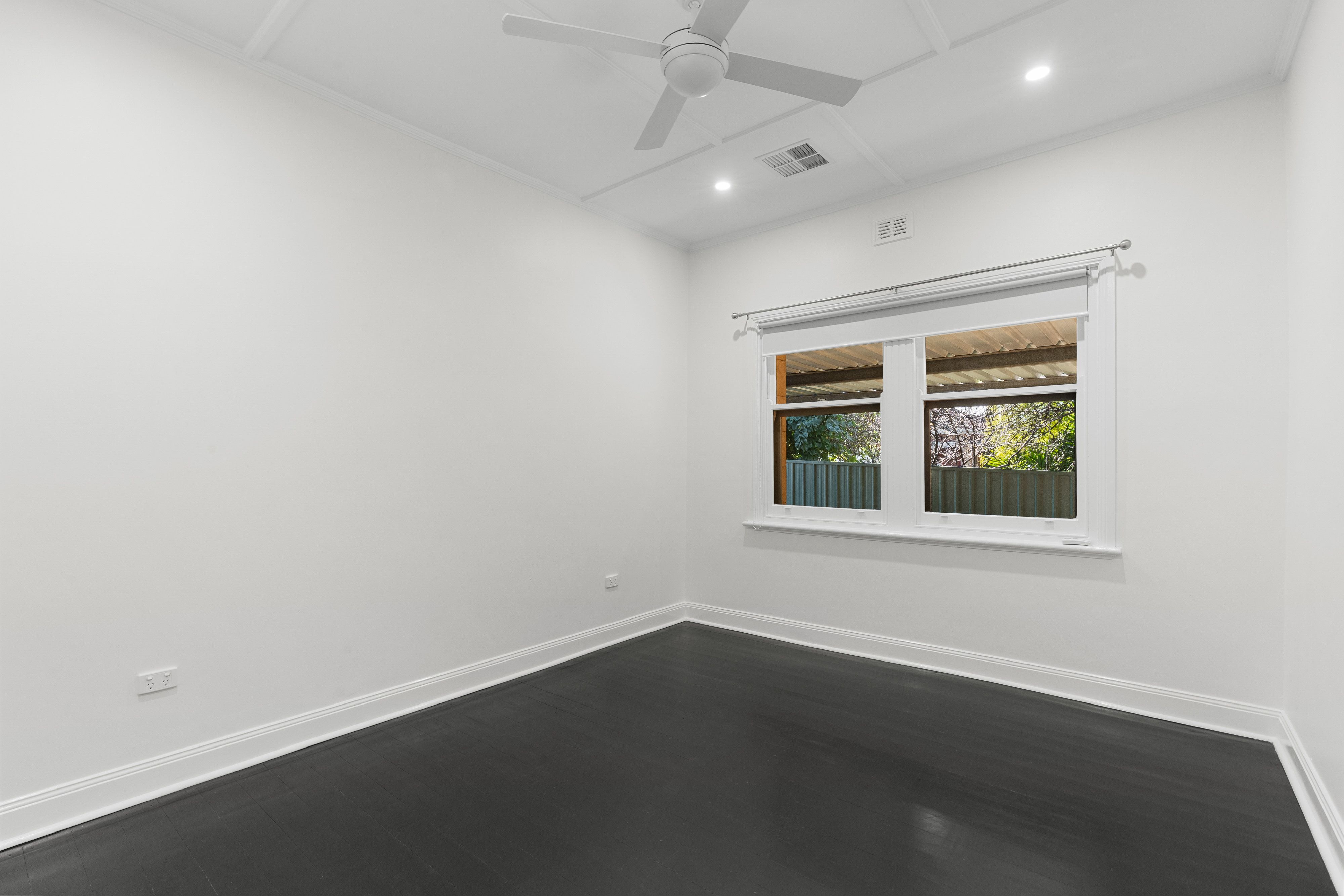 89 Adelaide Road — photo 7 of 16