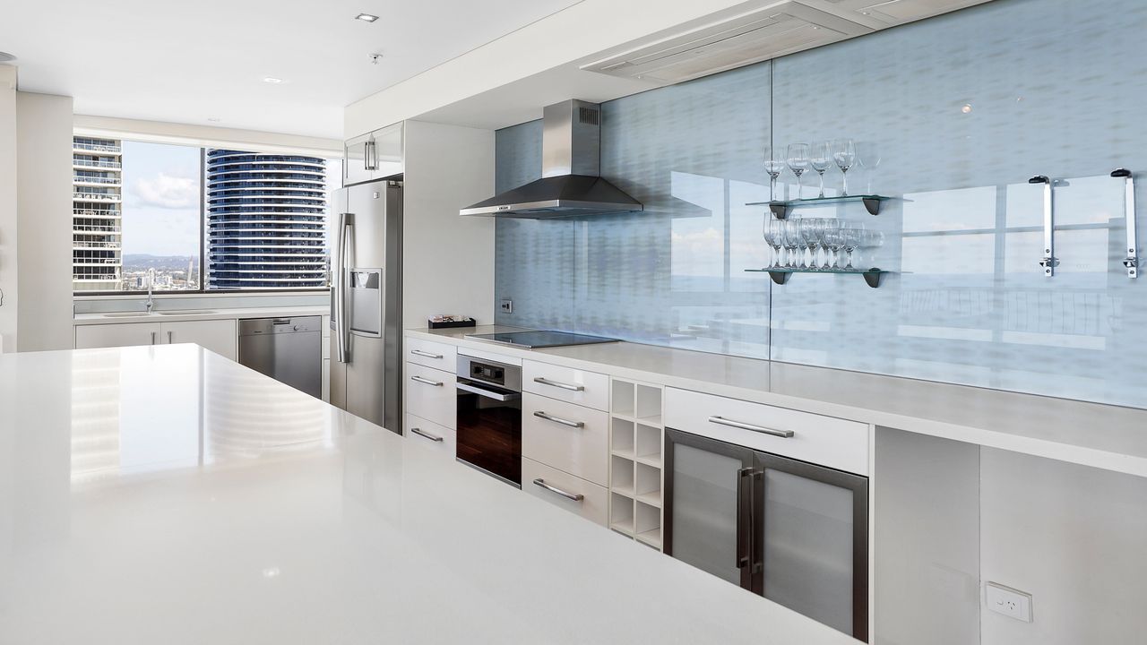 24a/1 Albert Avenue, Broadbeach, QLD 4218