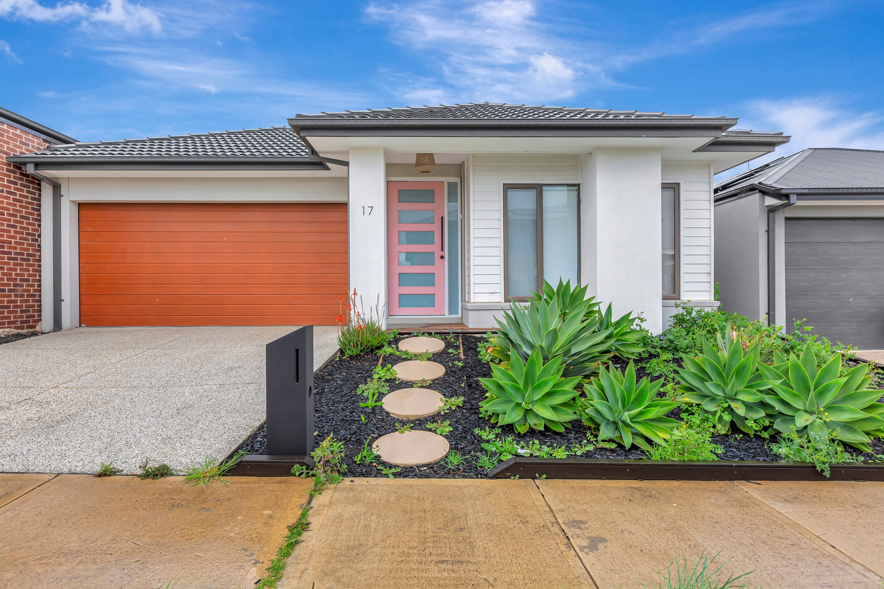 17 Caseys Way, Donnybrook, VIC 3064