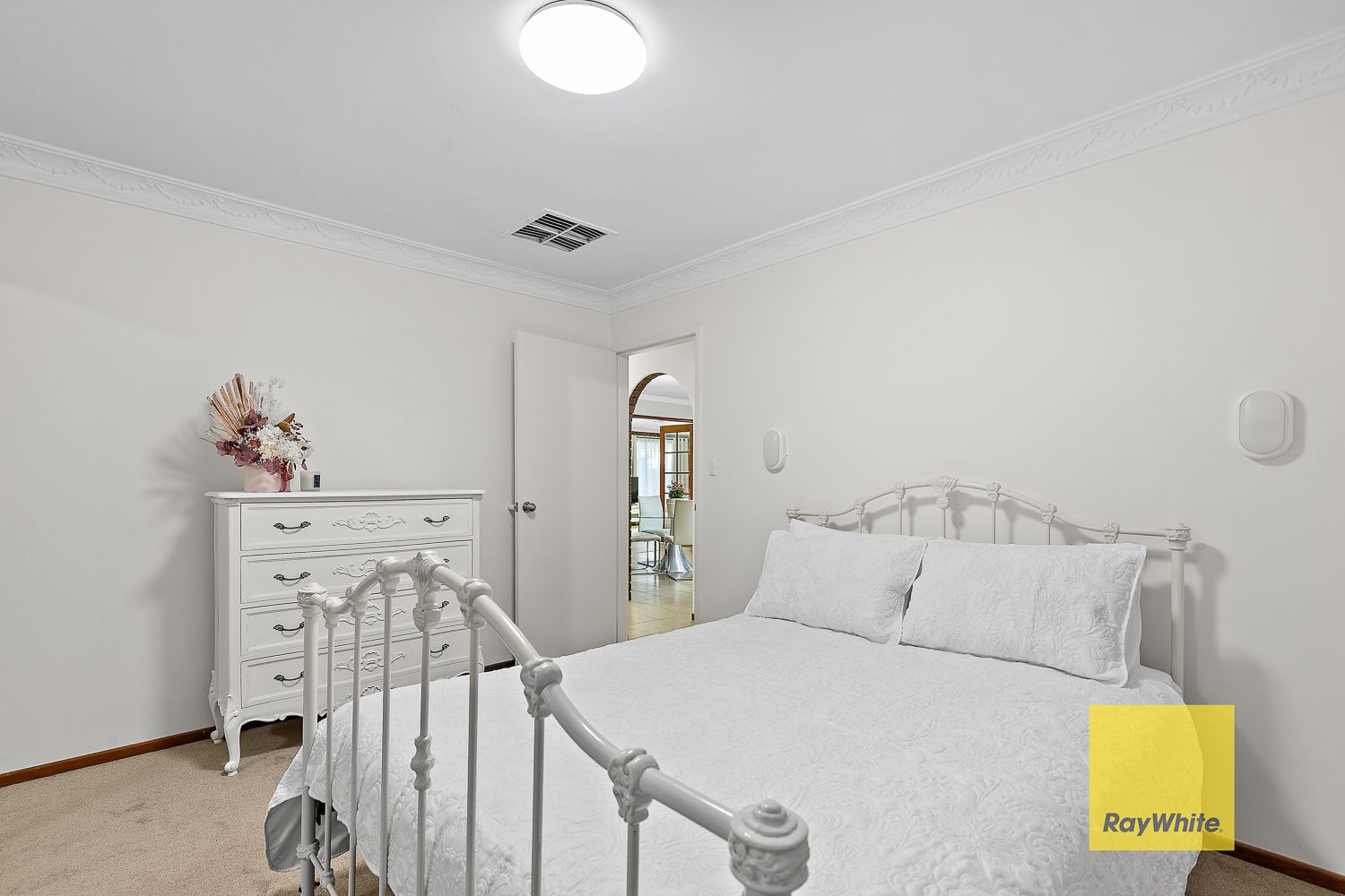 5 Hargrave Drive — photo 8 of 17