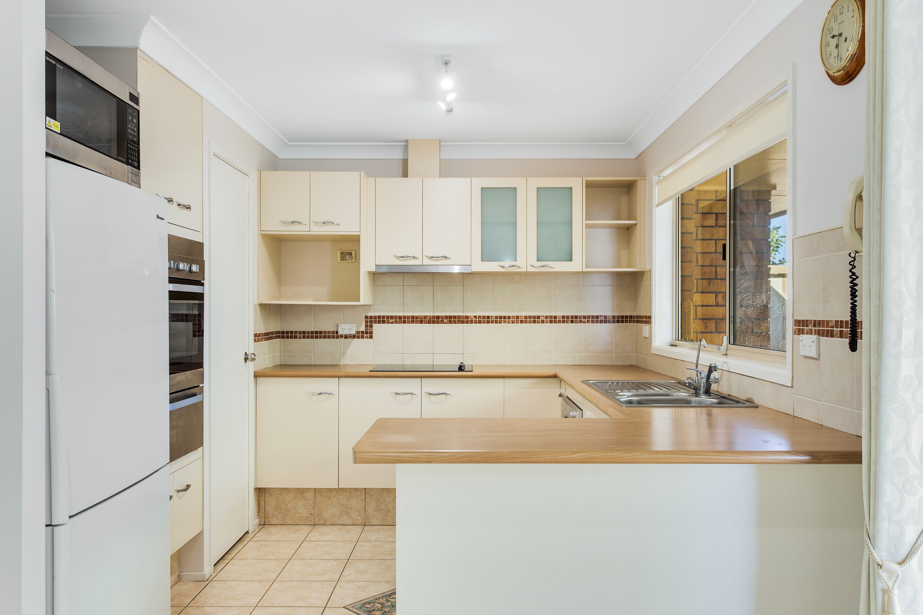 56 Treeview Drive, Burleigh Waters, QLD 4220