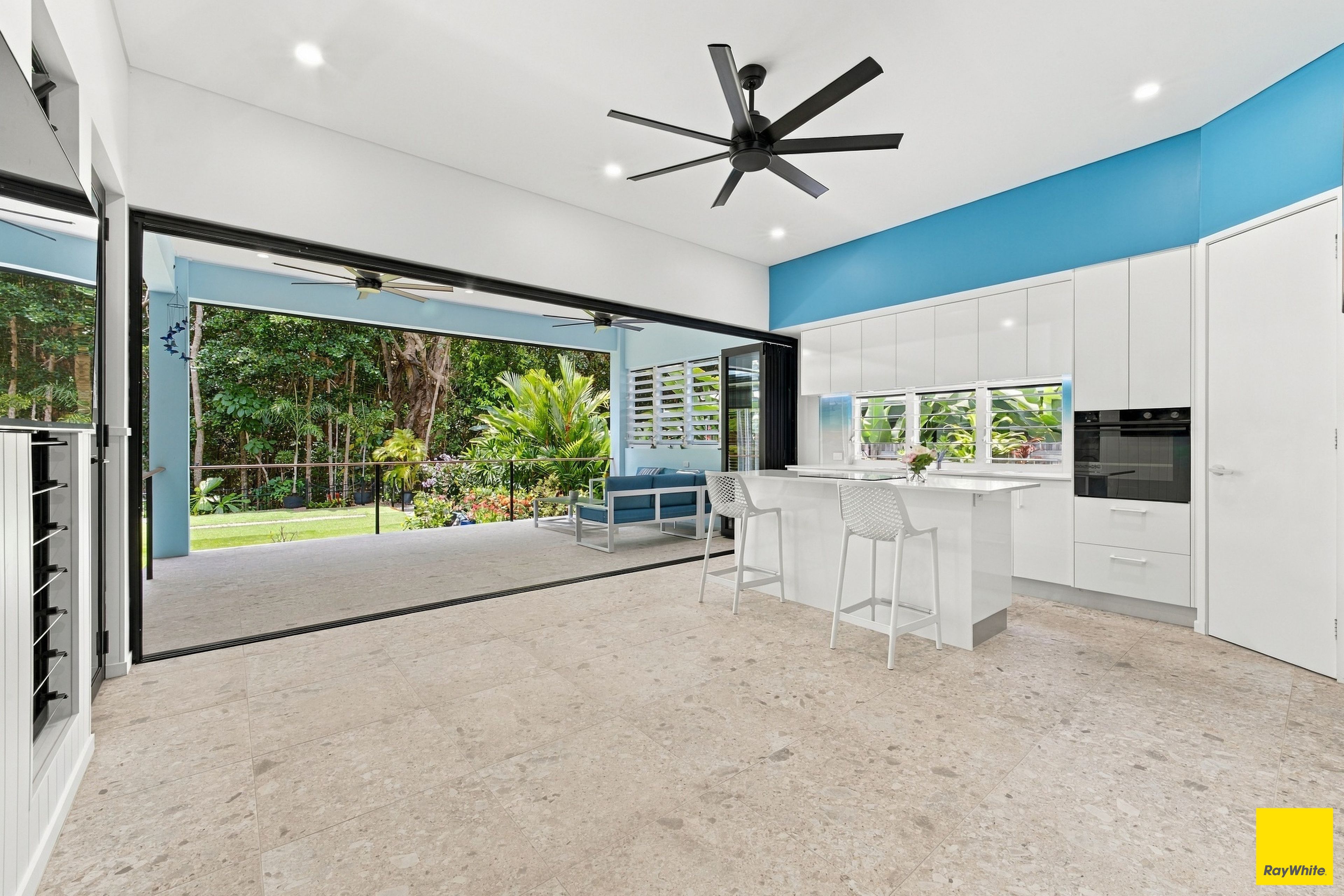 12 Sennfeld Close — photo 15 of 30