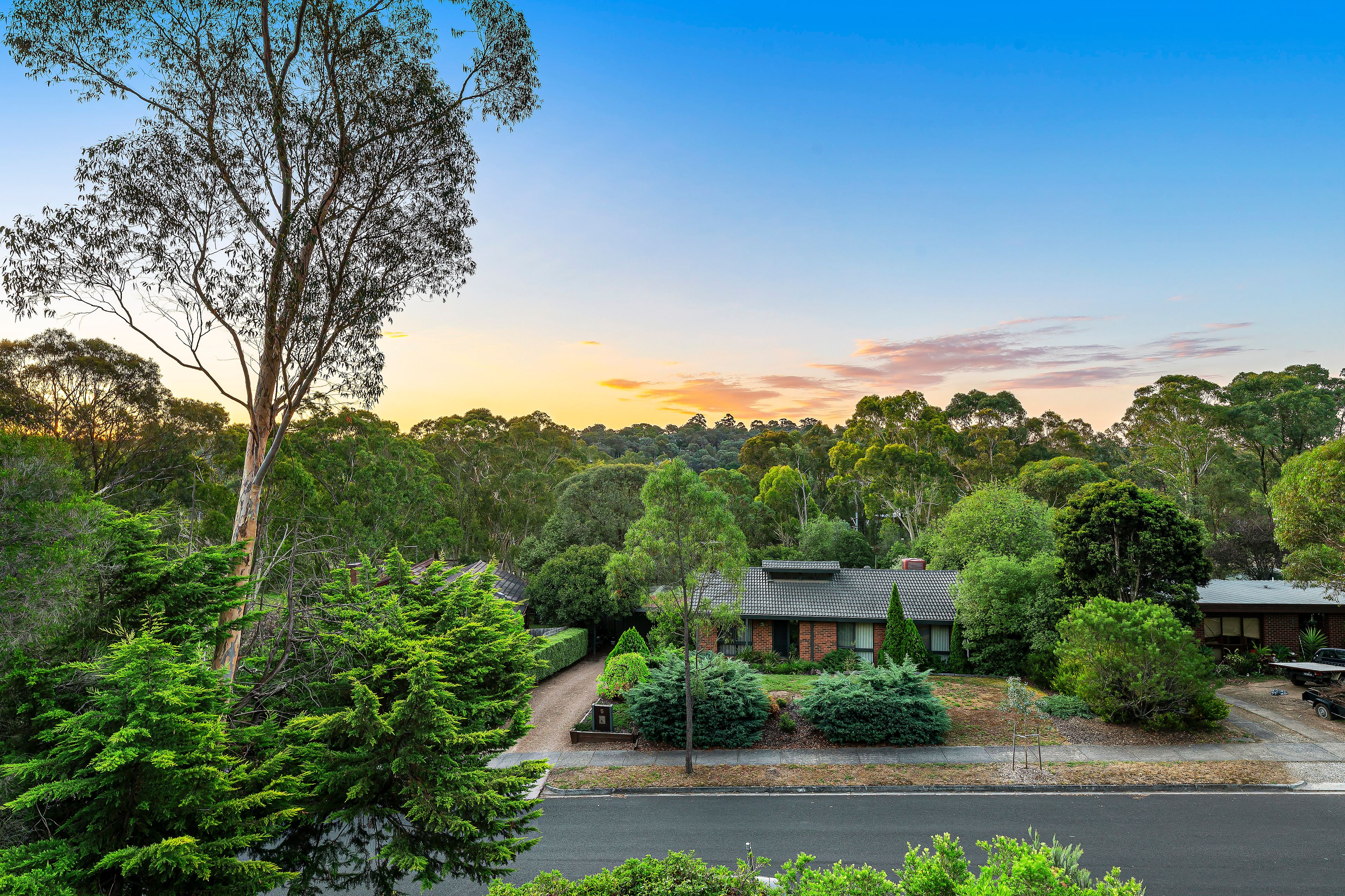 4 Coolabah Drive, Eltham, VIC 3095