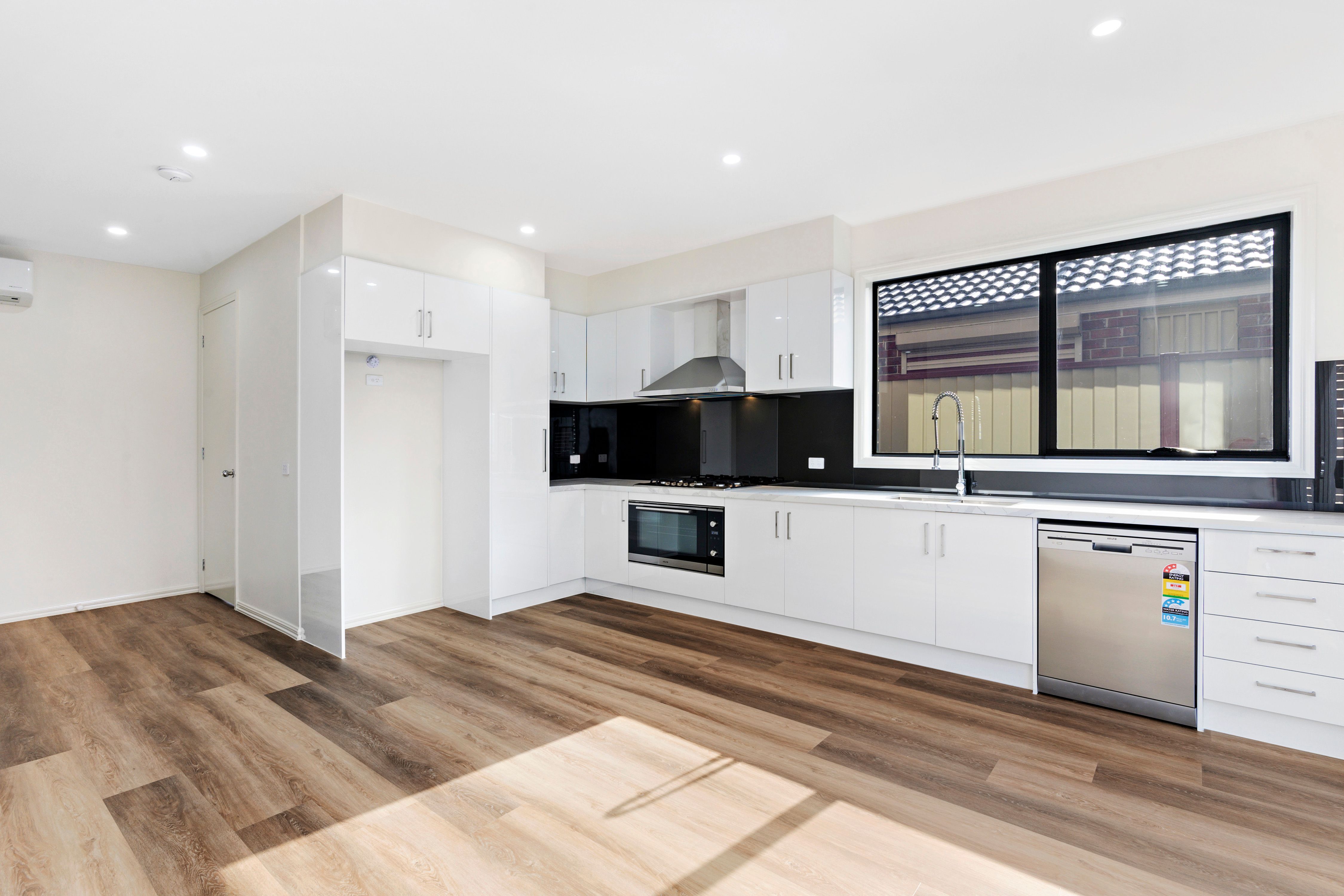 1/68 Bevan Avenue, Clayton South, VIC 3169