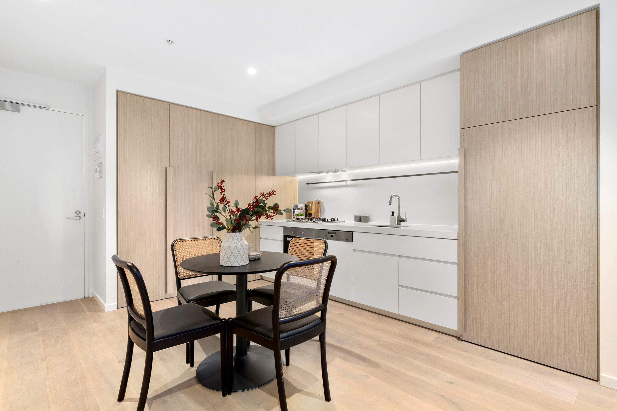 803/450 St Kilda Road, Melbourne, VIC 3004