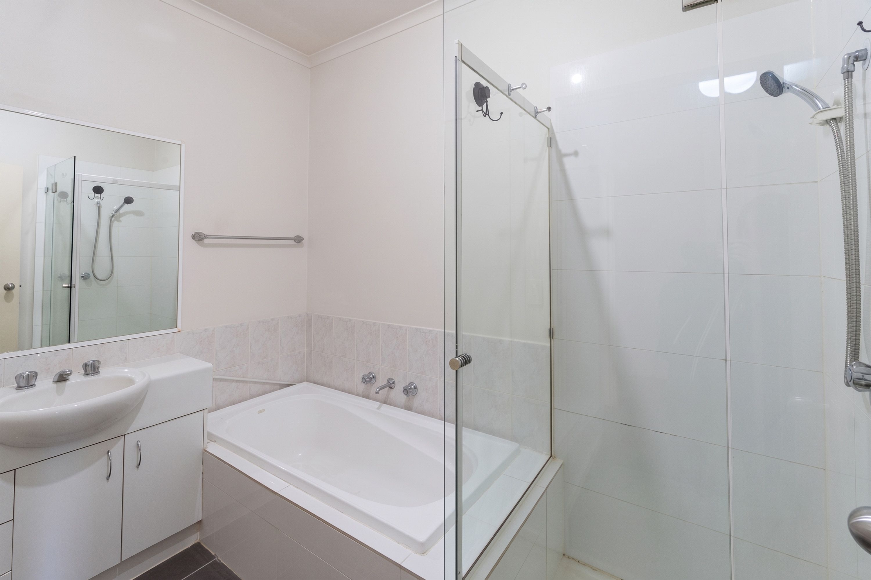 8/463 Belmore Road — photo 8 of 9