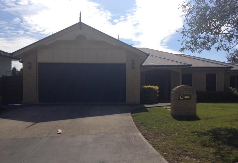 57 Brookeside Crescent, Seventeen Mile Rocks, QLD 4073