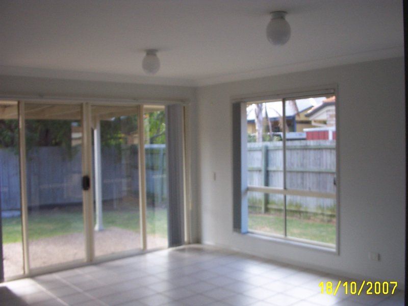 34 Poinciana Street, Wynnum West, QLD 4178