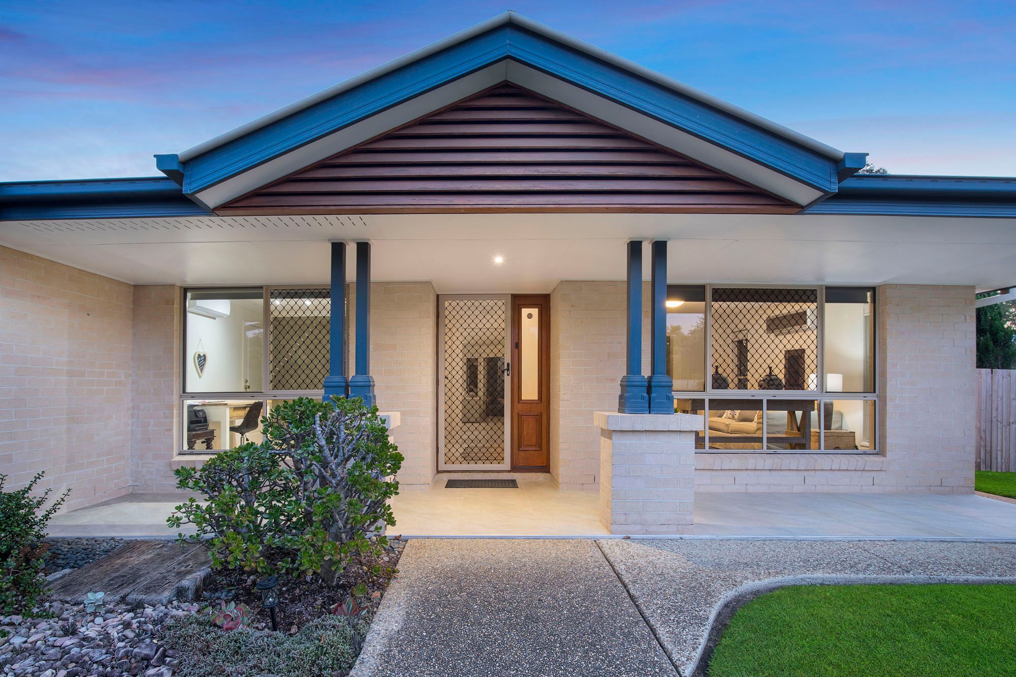 17 Pardalote Place, Cashmere QLD 4500