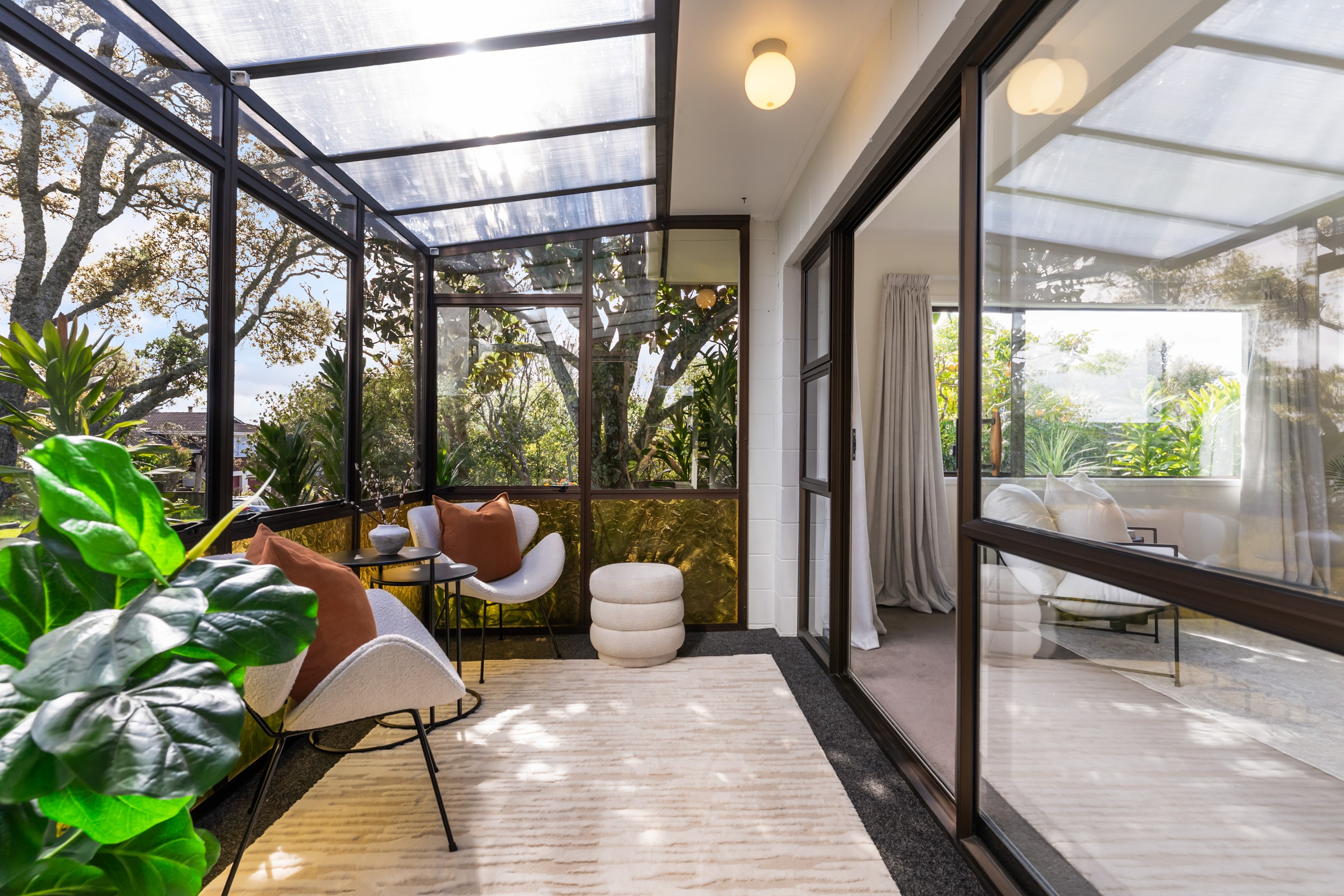 1/6 Pokapu Street, Titirangi, Waitakere City