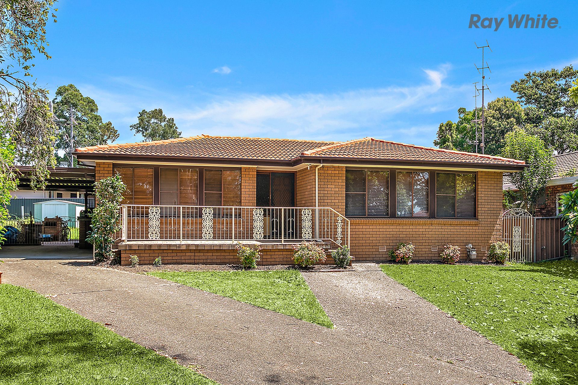 10 McGill Close, Albion Park, NSW 2527