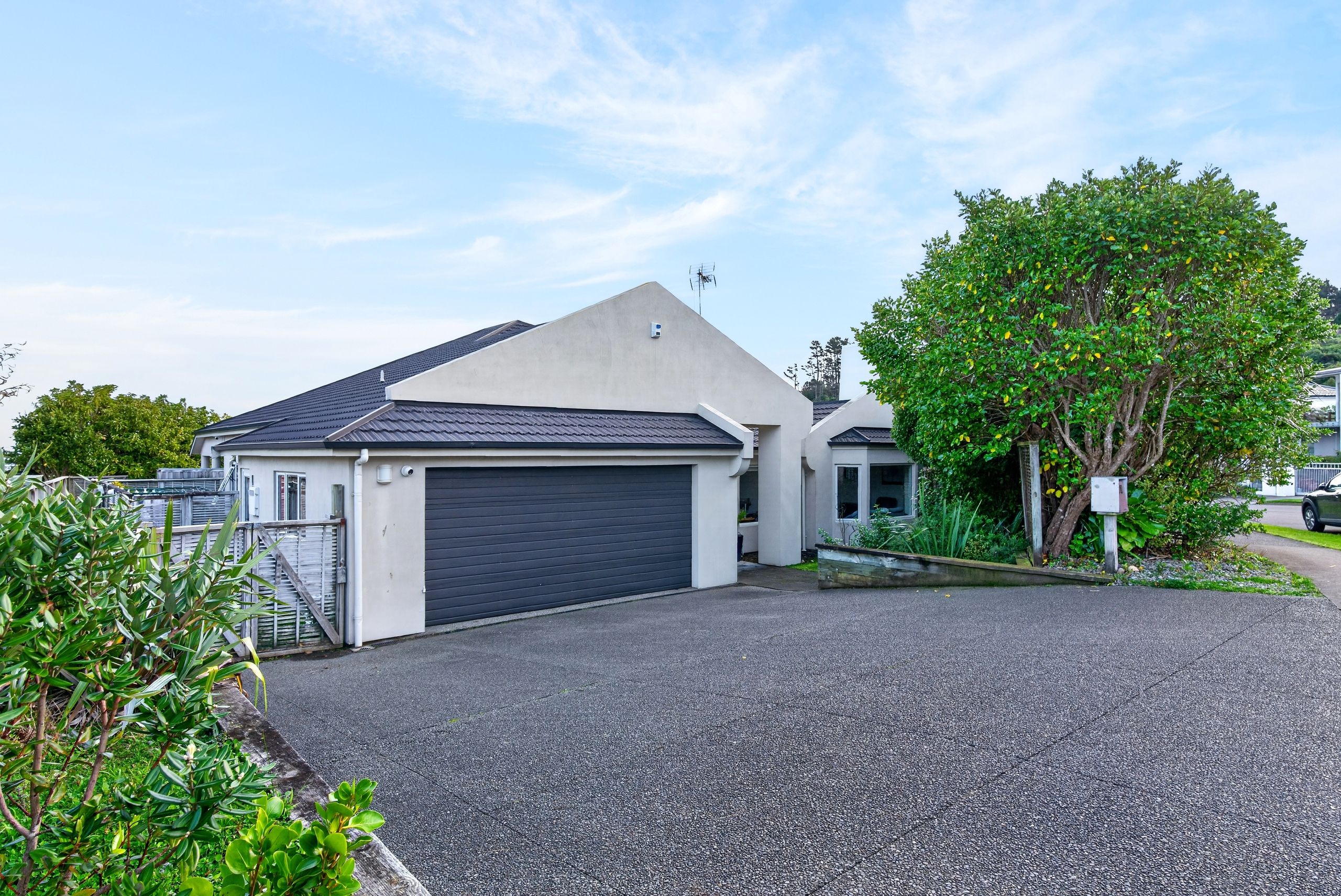 41 Arahiwi Grove, Tirohanga, Lower Hutt City