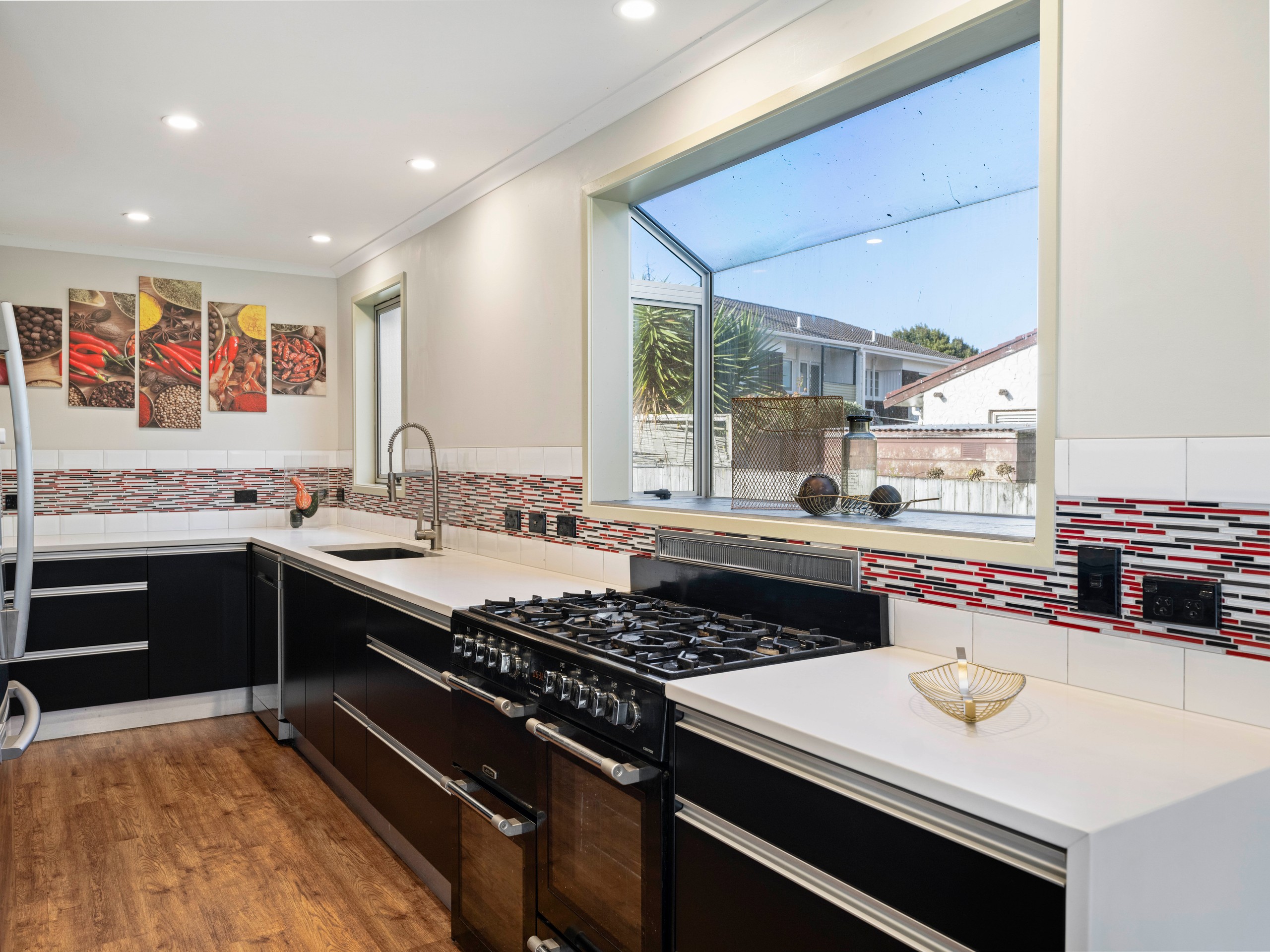 8 Suwyn Place, Weymouth, Manukau City