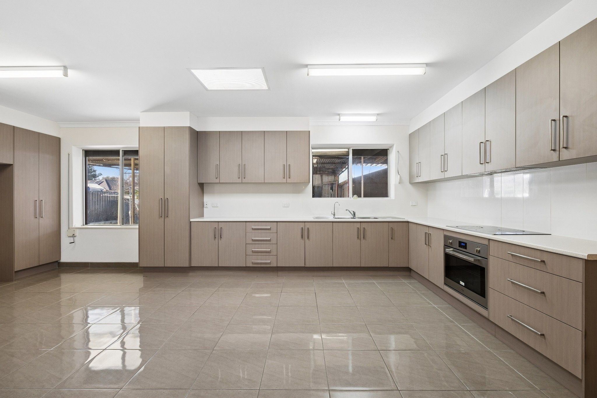 31 Seaton Terrace — photo 5 of 26