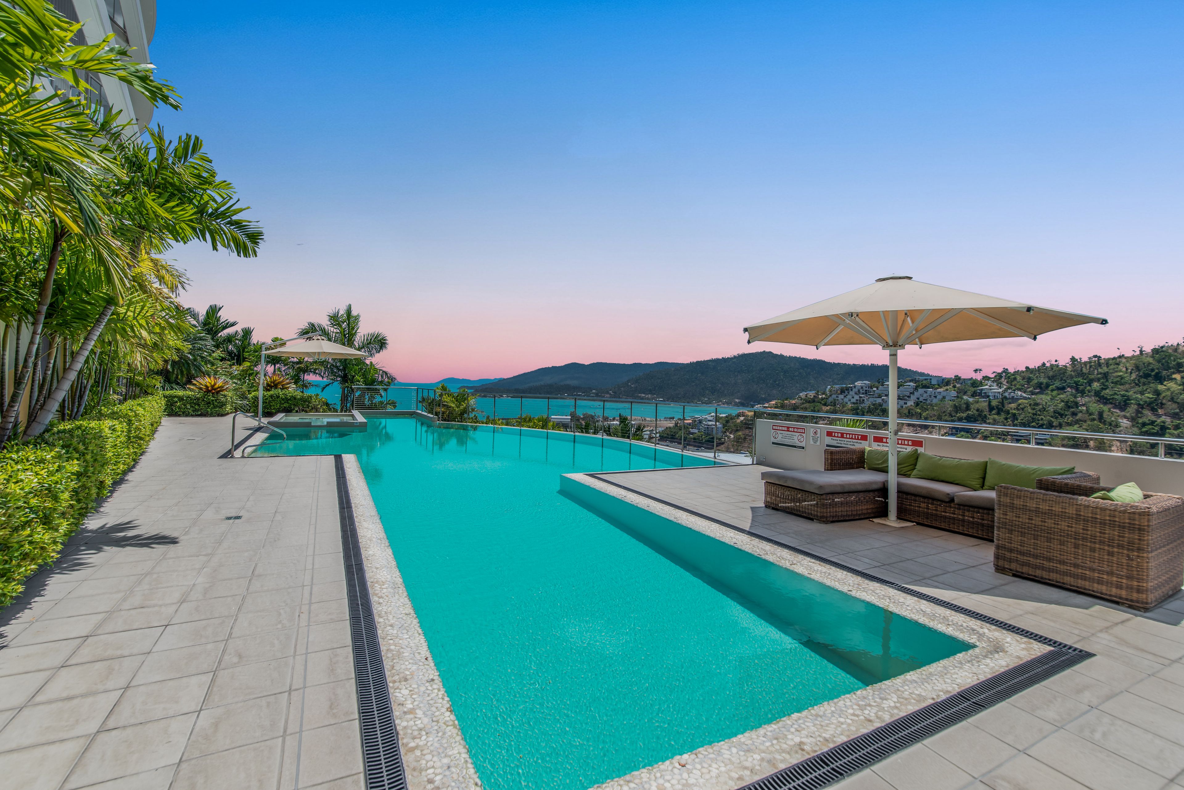 17/18 Seaview Drive, Airlie Beach, QLD 4802