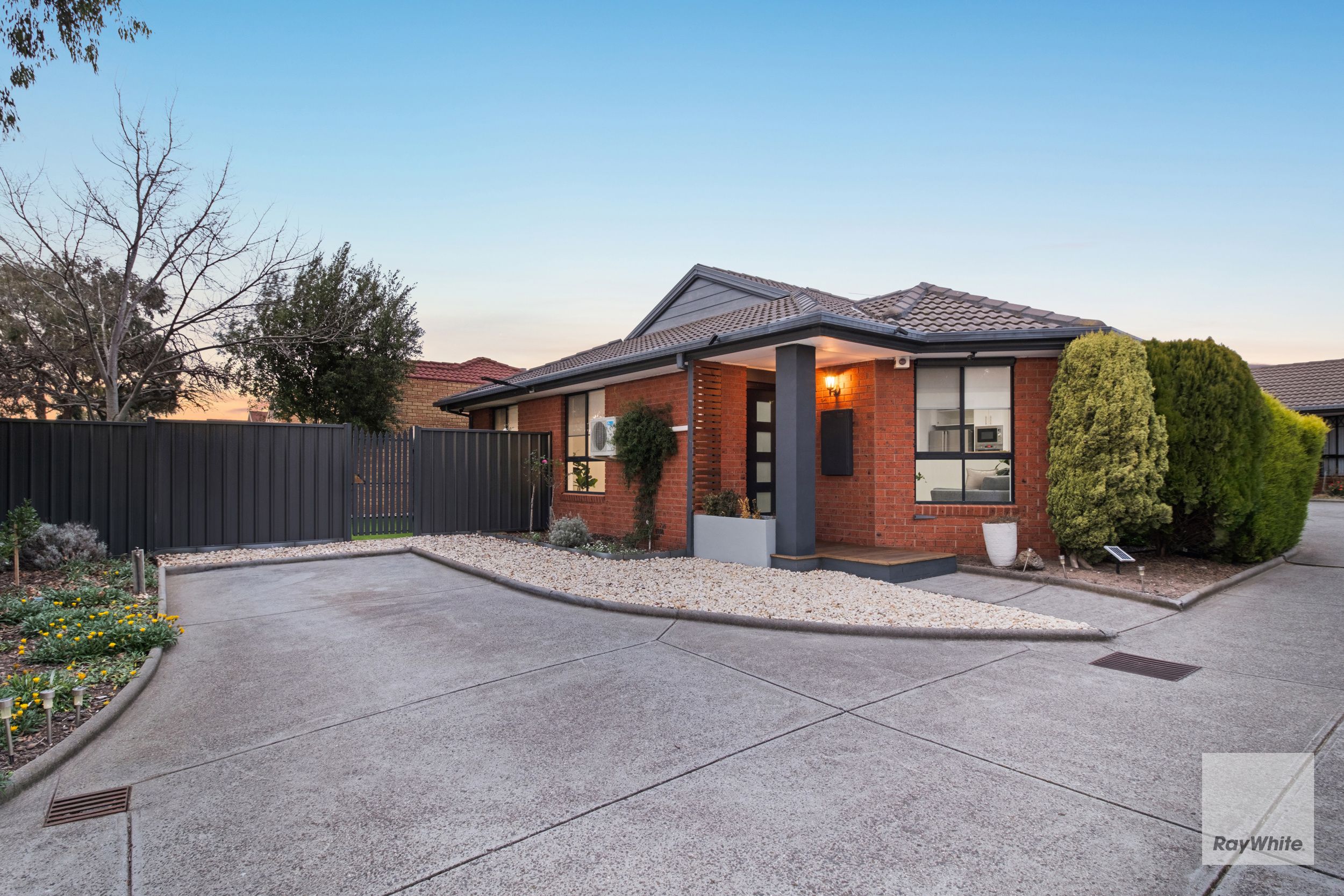 11 Kontek Way, Sydenham VIC 3037