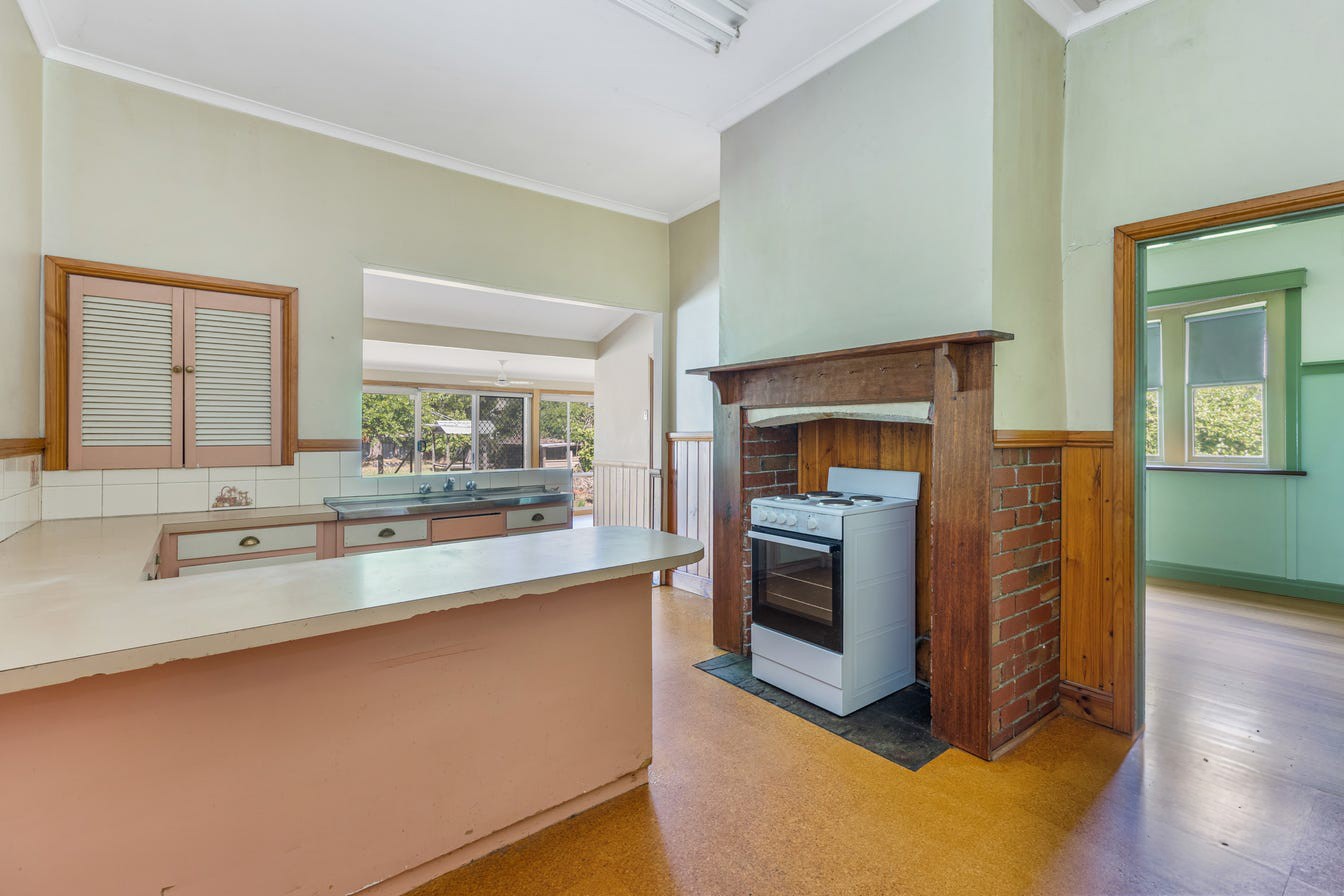 209 High Street, Kangaroo Flat, VIC 3555
