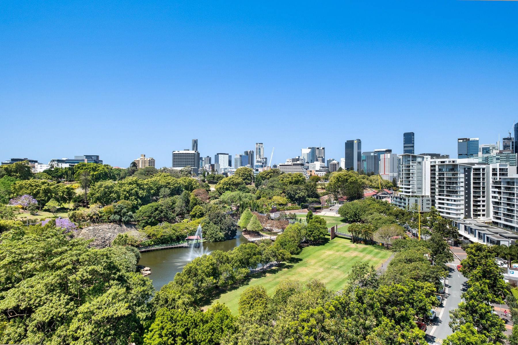 7 Parkland Boulevard, Brisbane City QLD 4000