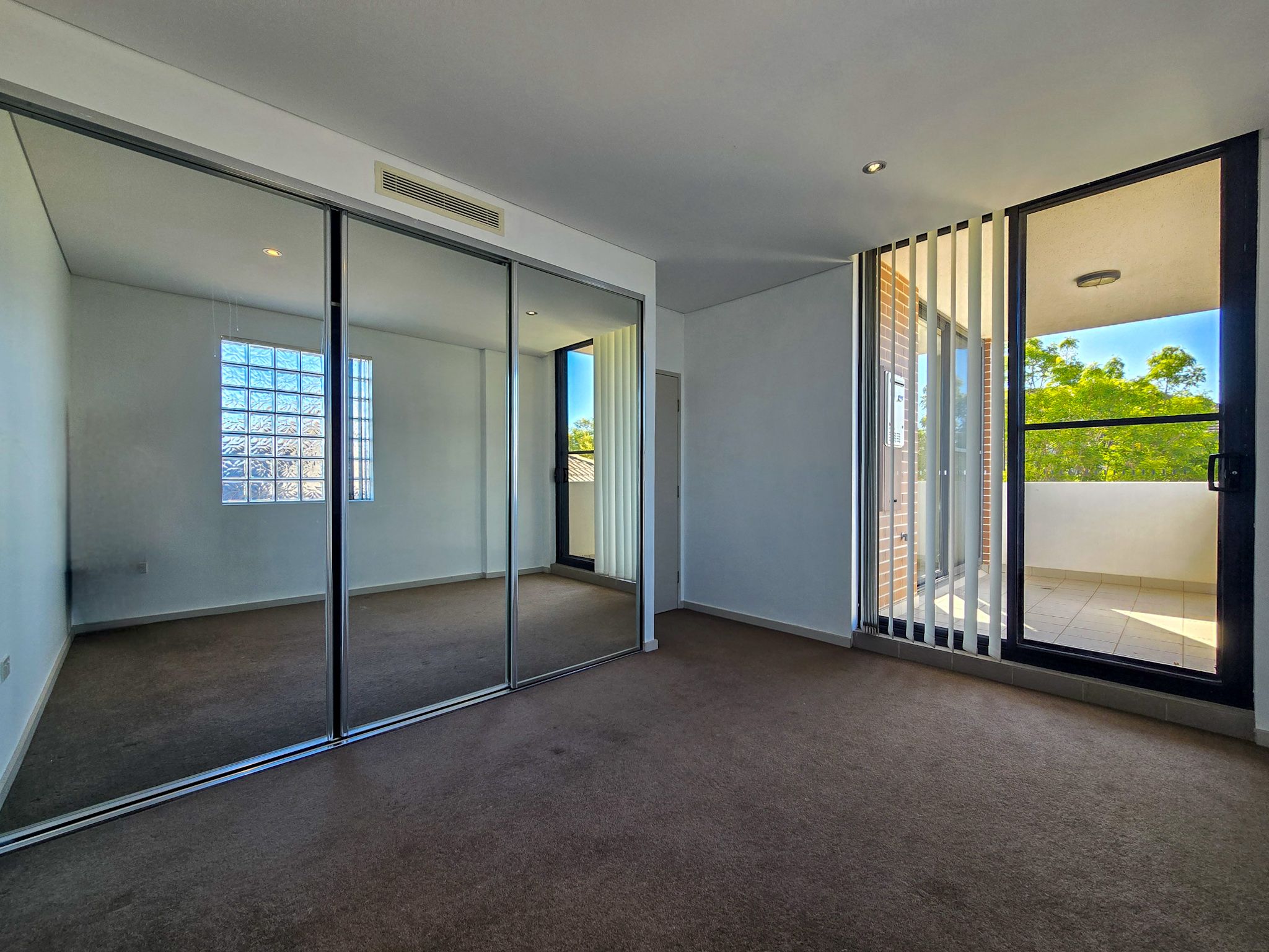 6/1-3 Parc Guell Drive, Campbelltown, NSW 2560