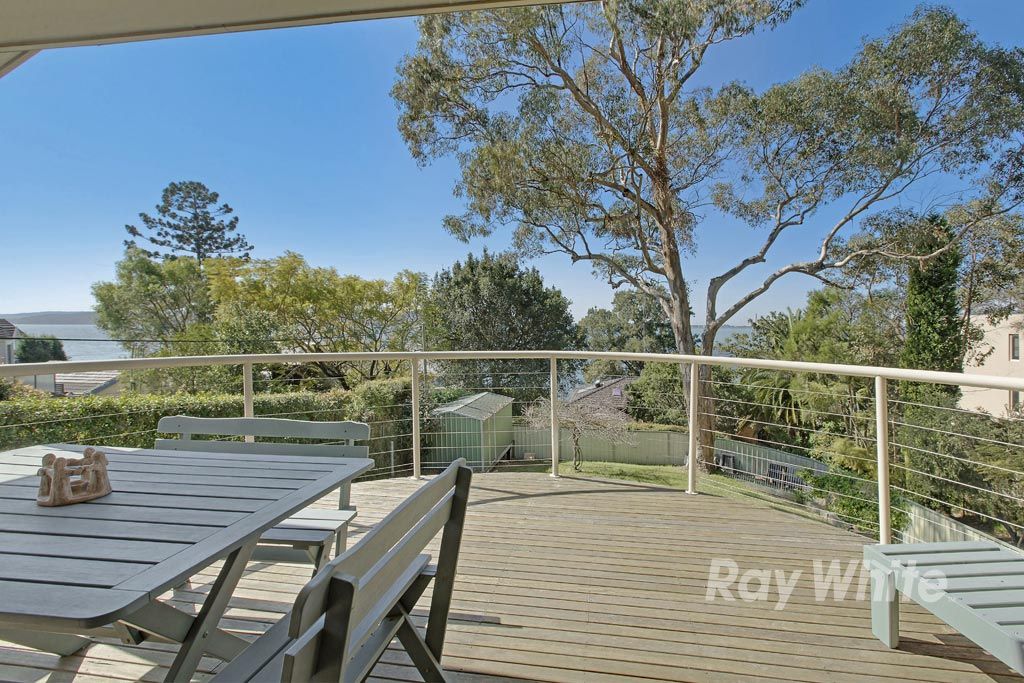190 Skye Point Road, Coal Point, NSW 2283