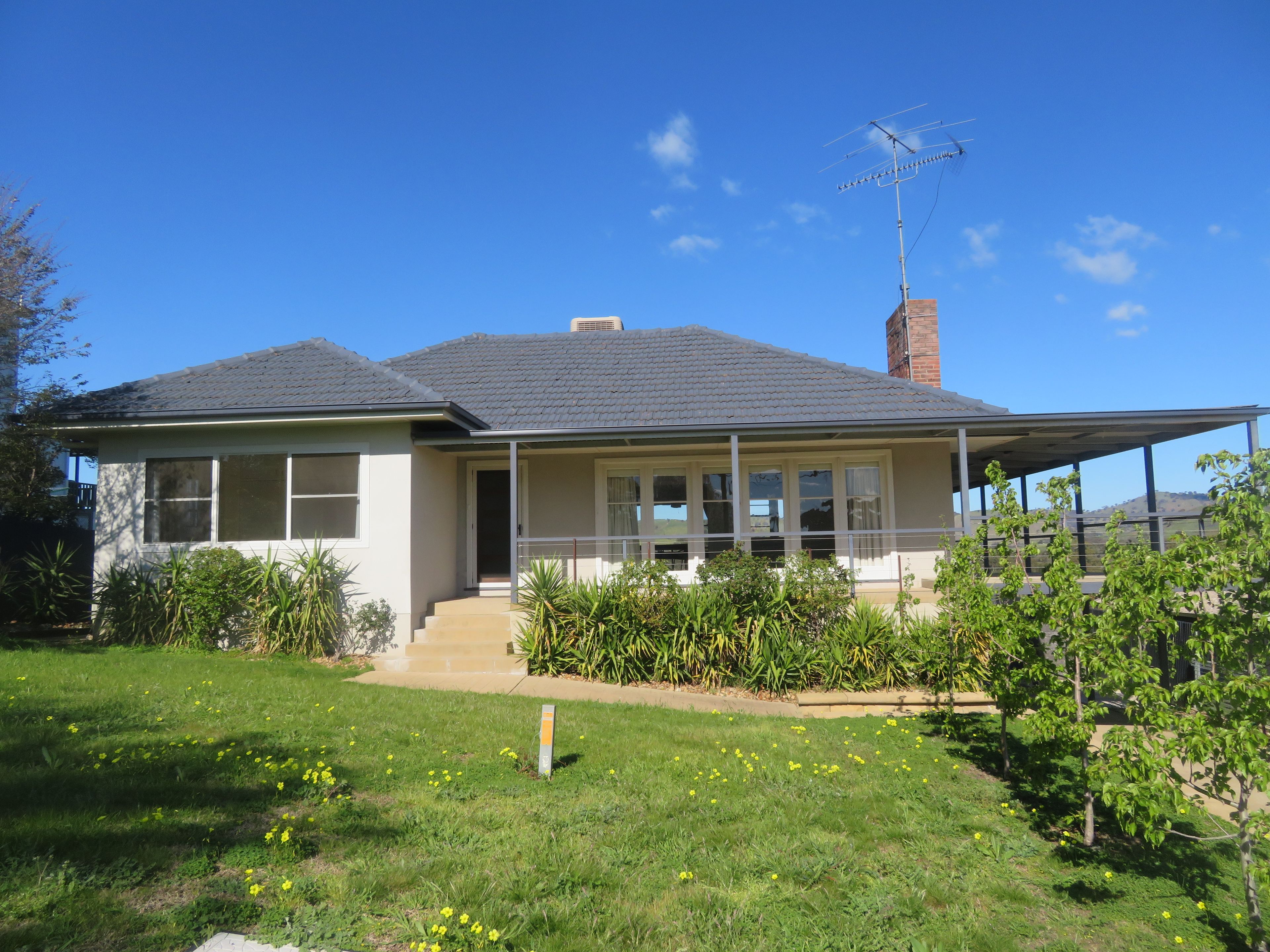 9 Virgil Street, Gundagai, NSW 2722