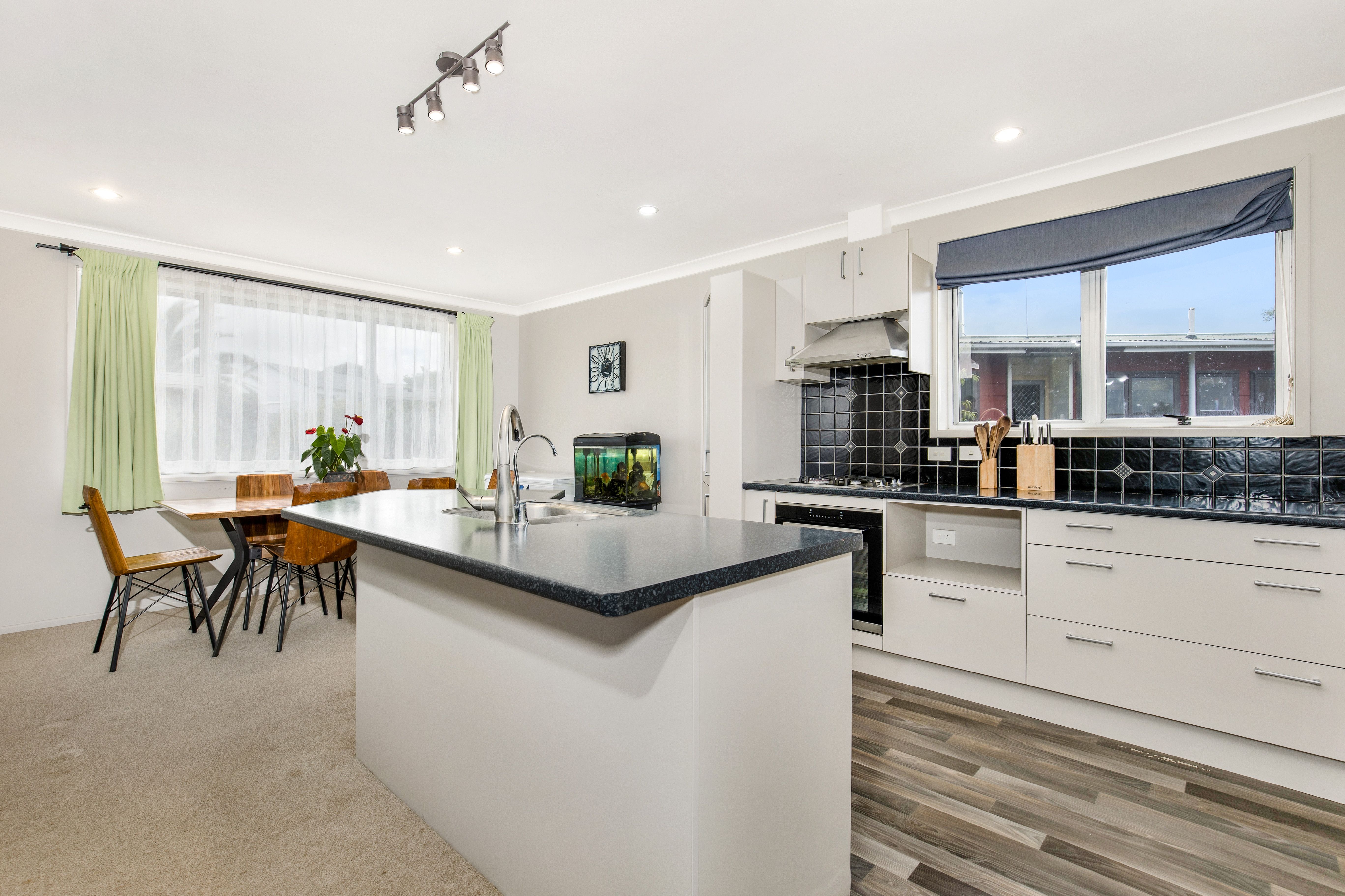 11 Fernleigh Avenue, Waiuku, Franklin