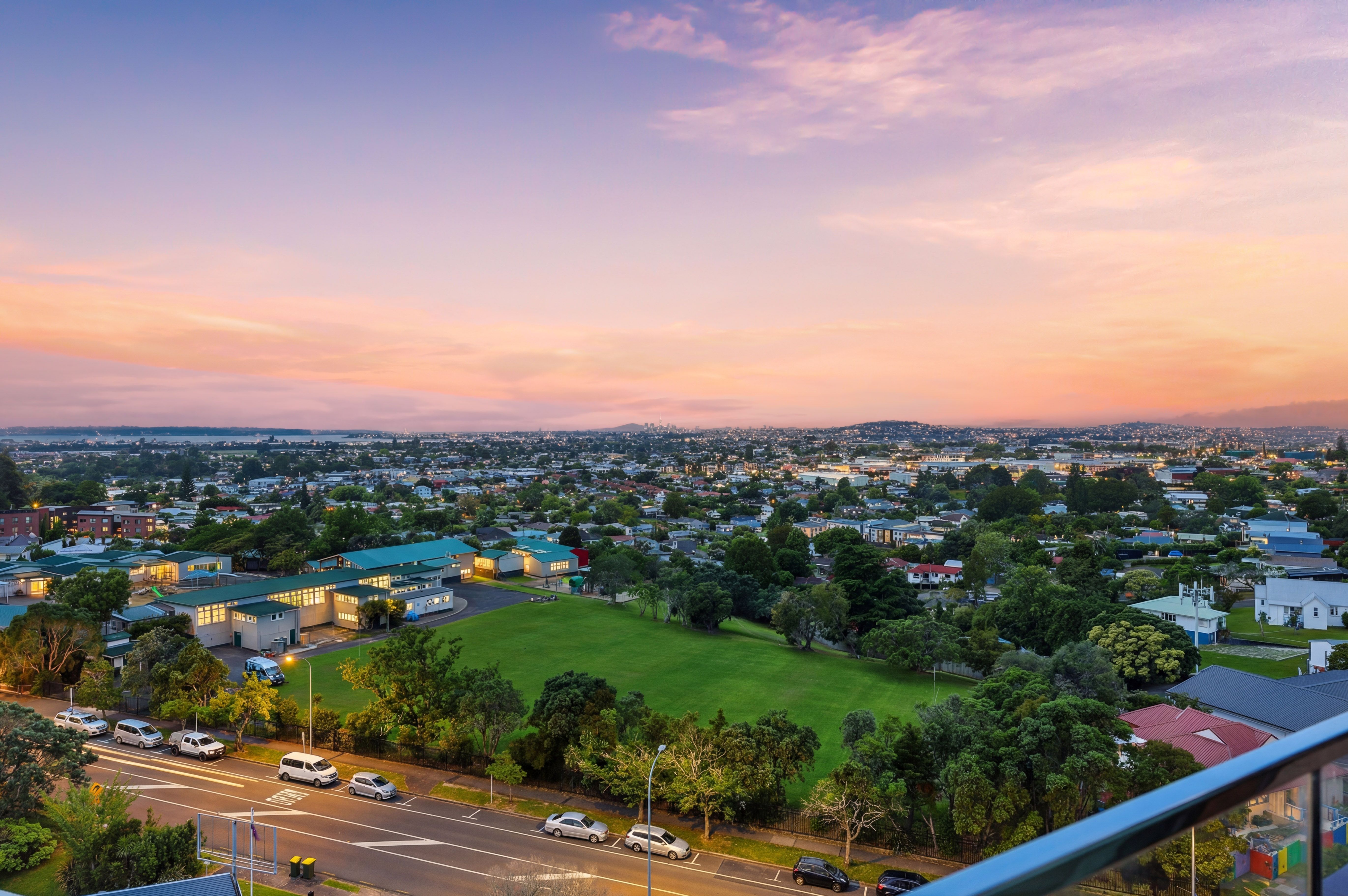 904/8 Waikumete Road, Glen Eden, Waitakere City