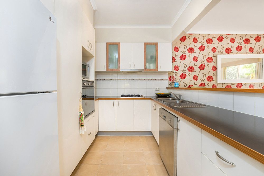 27 Watling Grove, Ferntree Gully, VIC 3156