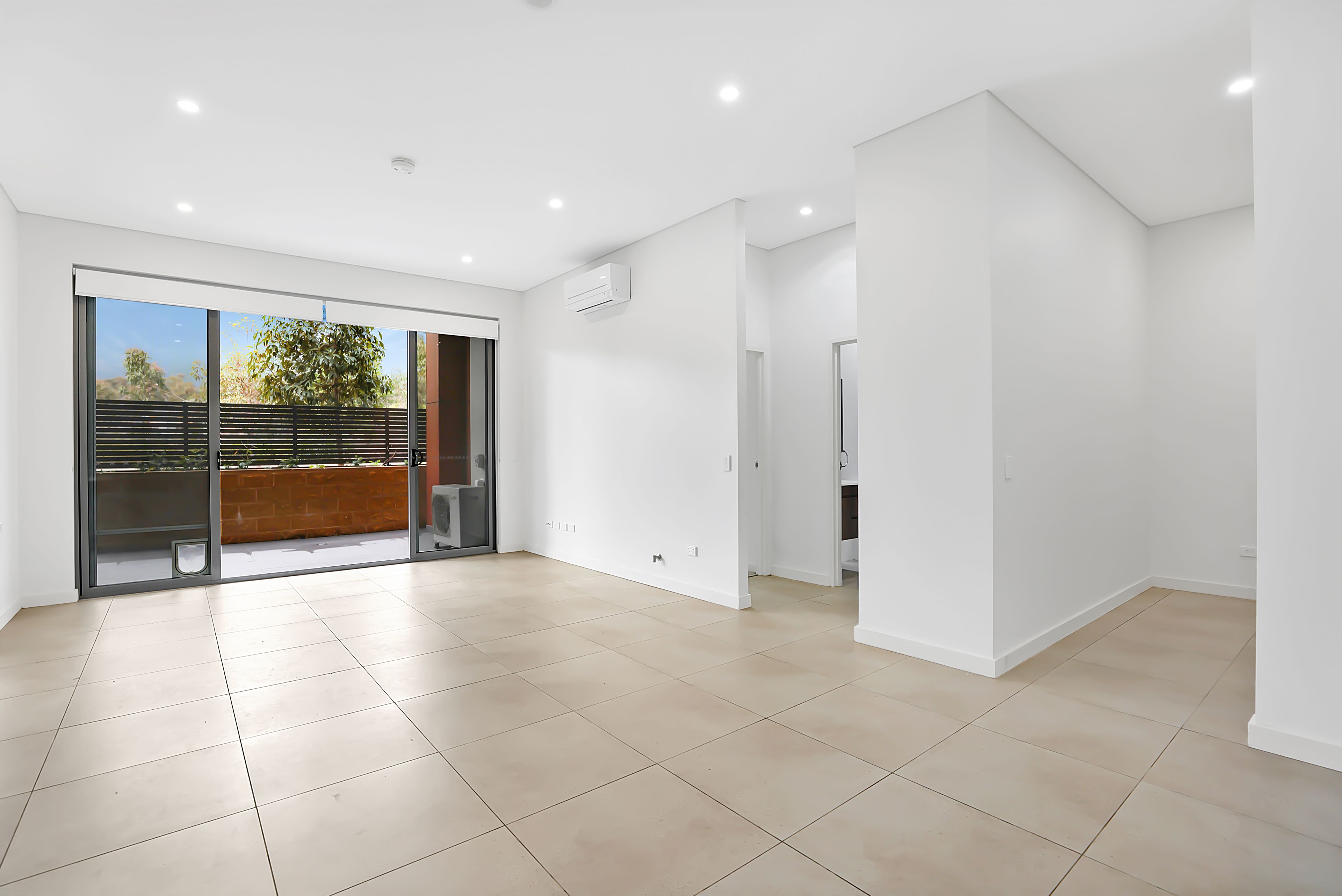 G03/98 Lakeside Parade, JORDAN SPRINGS, NSW 2747