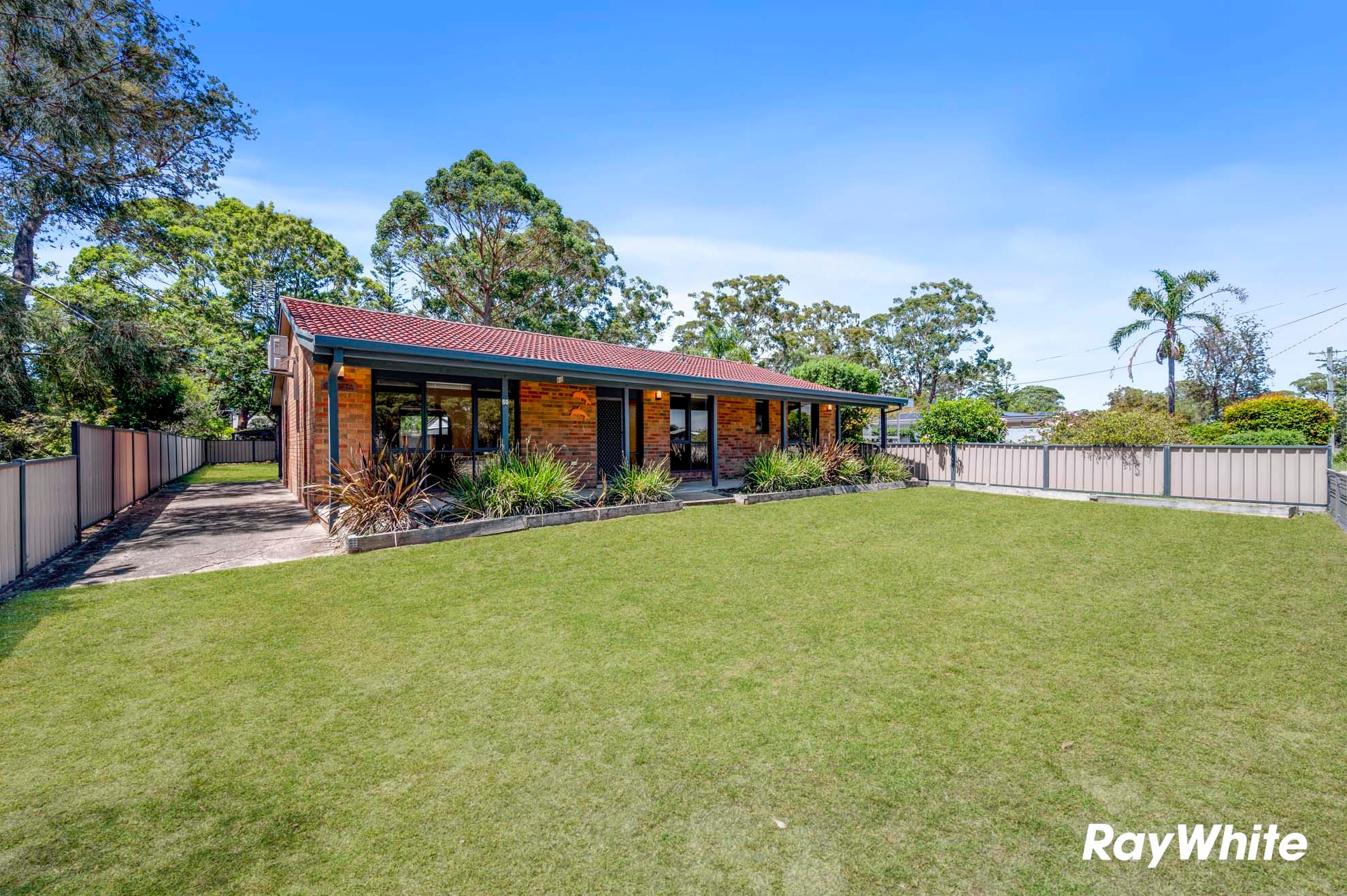 60 Elizabeth Drive, Broulee, NSW 2537