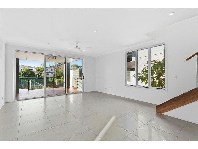 154 Florabella Drive, Robina, QLD 4226