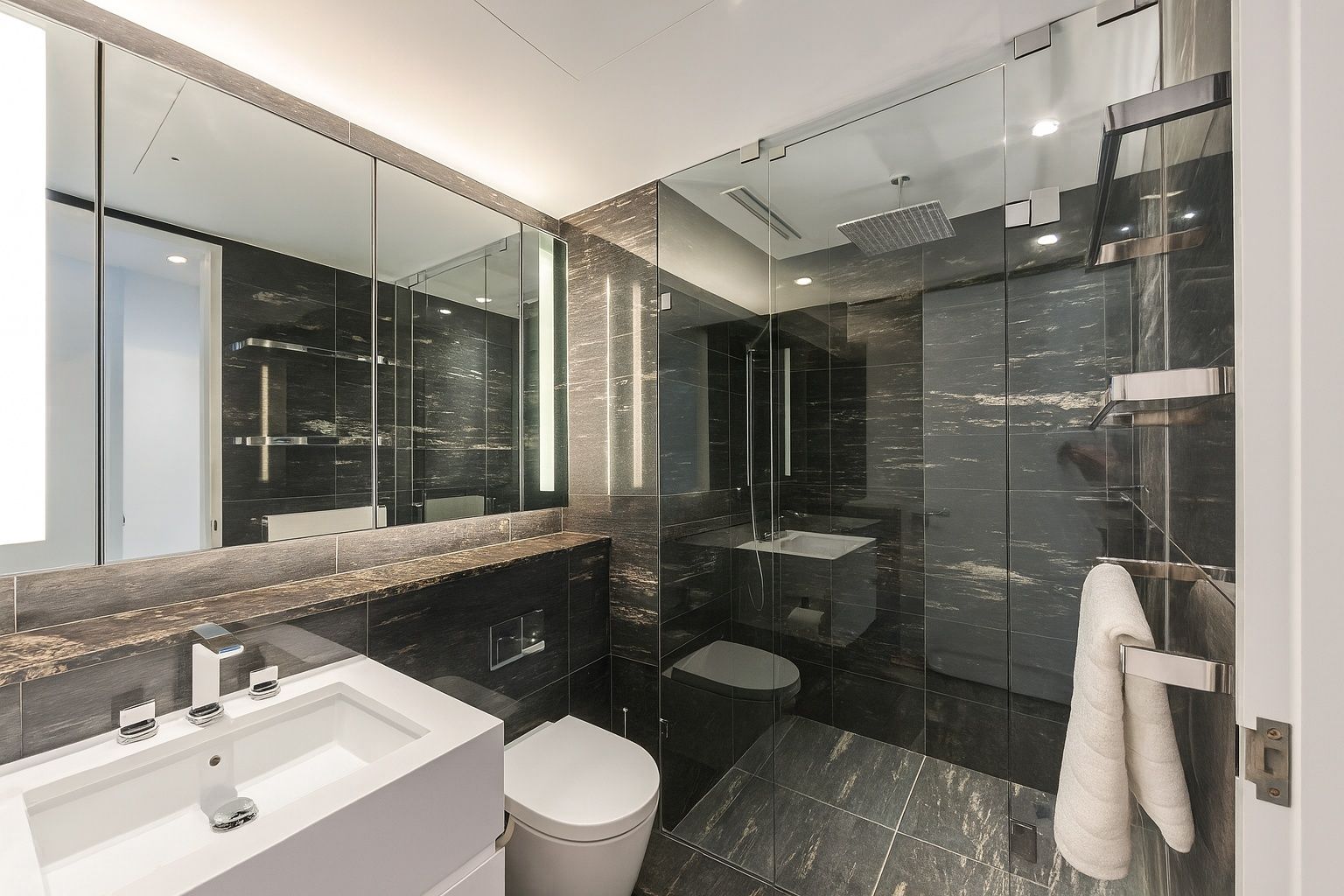 Level 22/6 Watermans Quay — photo 7 of 21