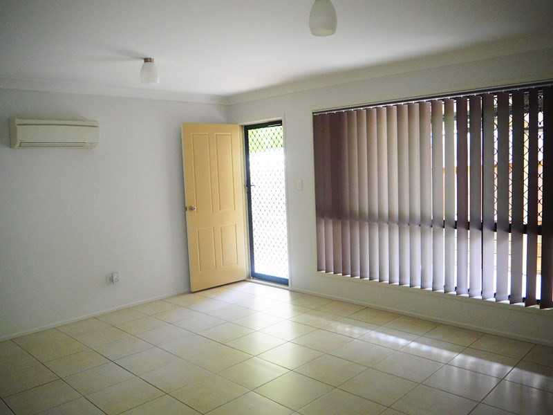 2/10 Brodiek Street, Strathpine, QLD 4500