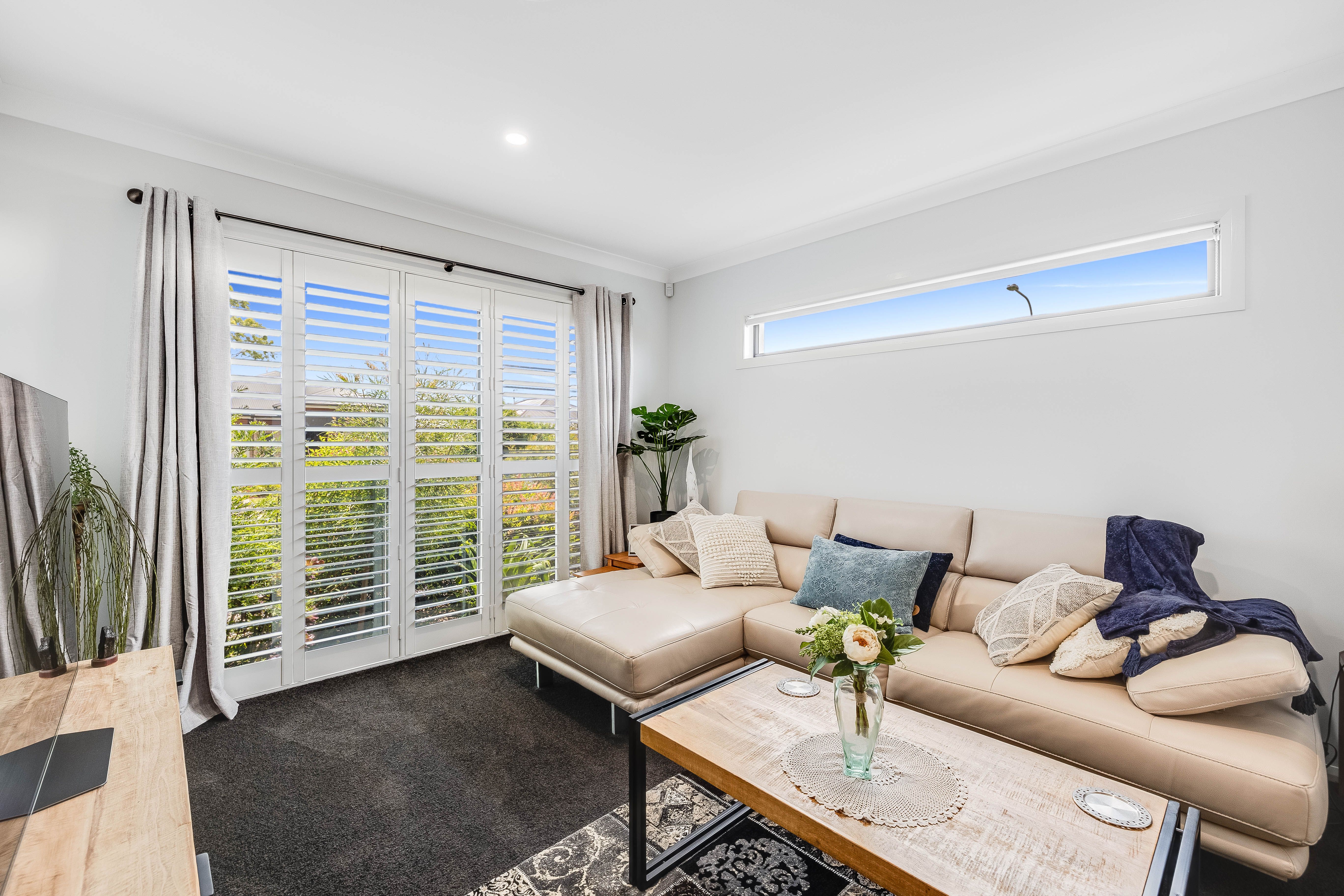 10 Yarrow Close, Middle Ridge, QLD 4350
