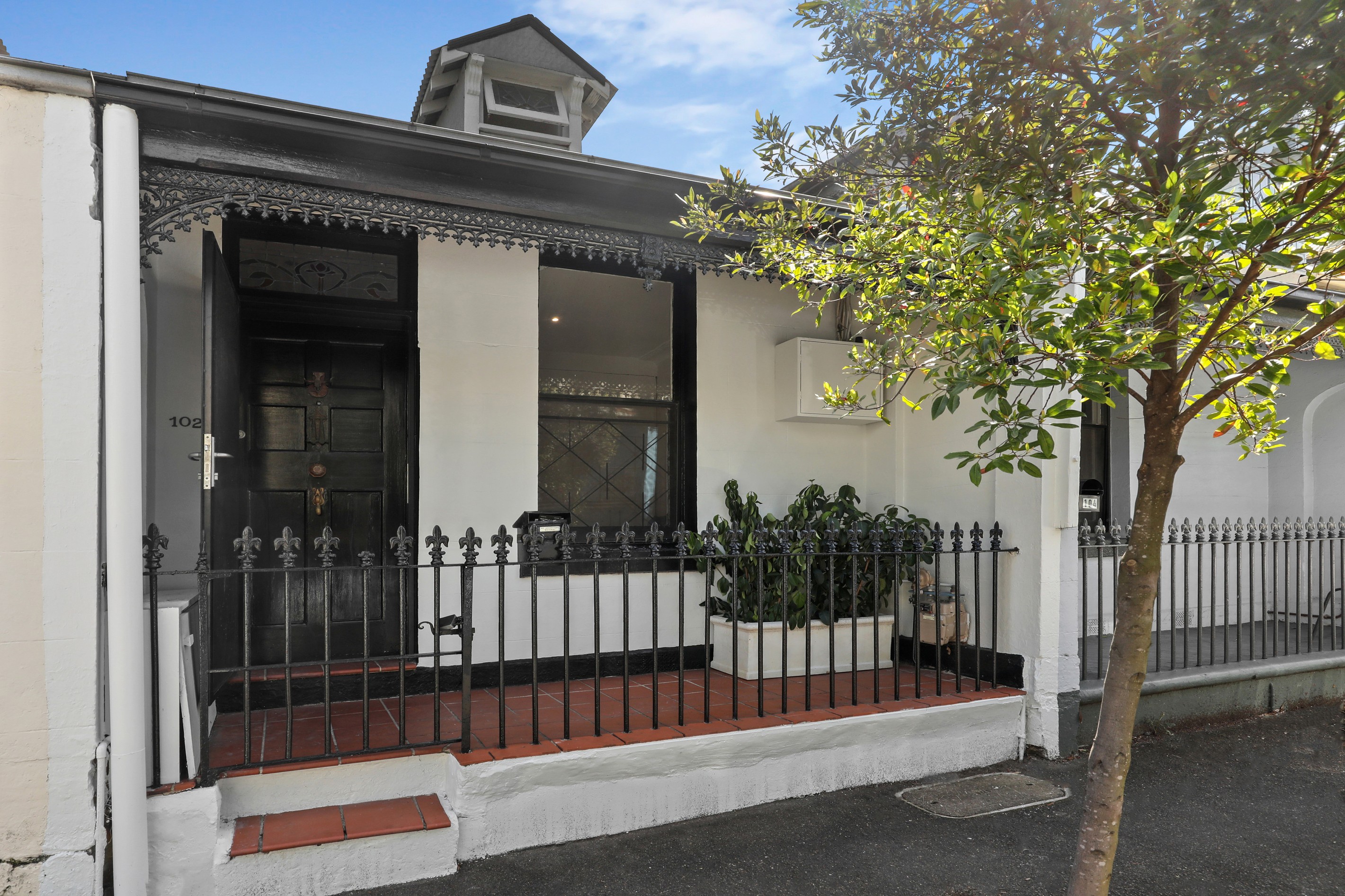 102 Newman Street, Newtown, NSW 2042
