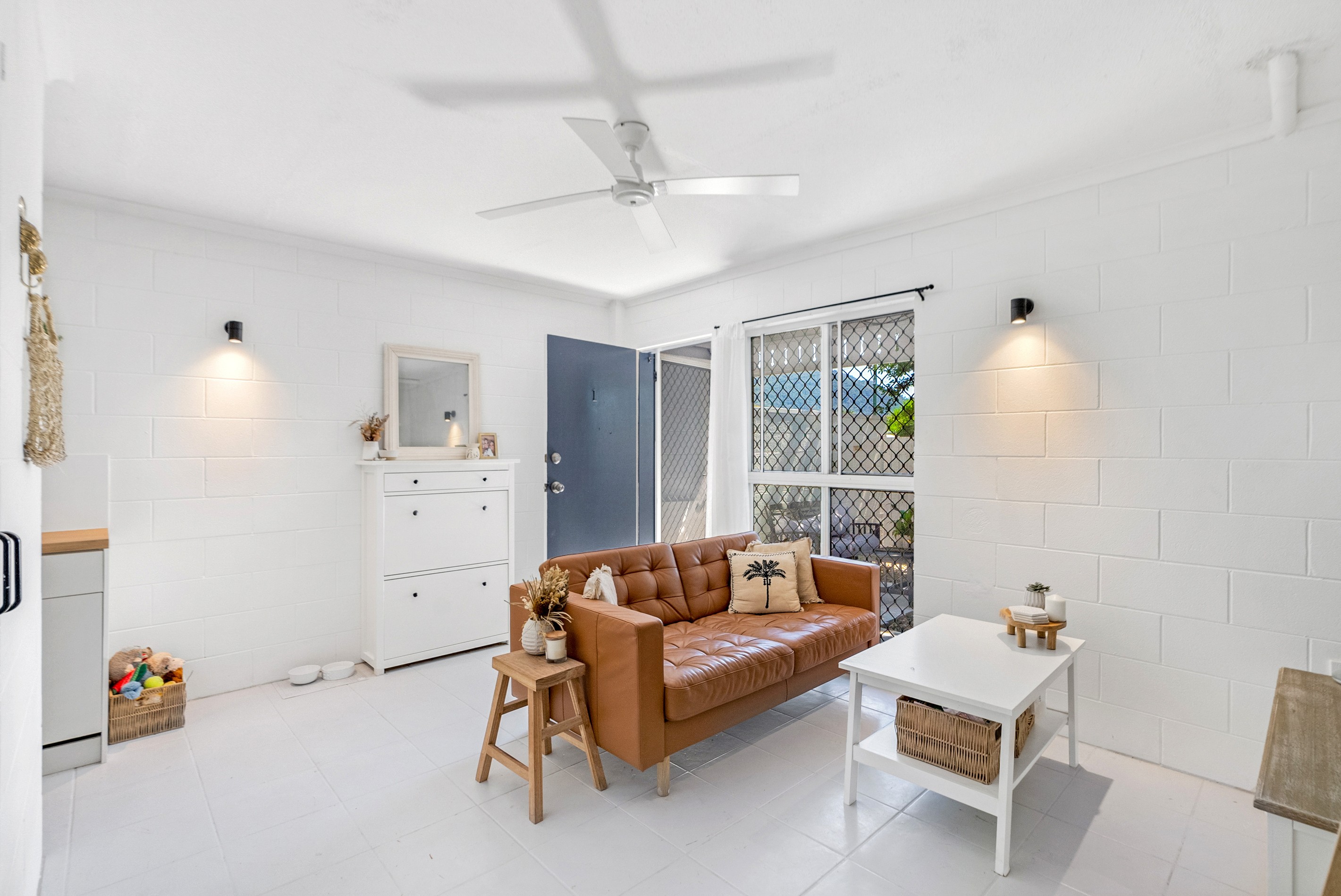 1/73-75 Toogood Road, Woree, QLD 4868