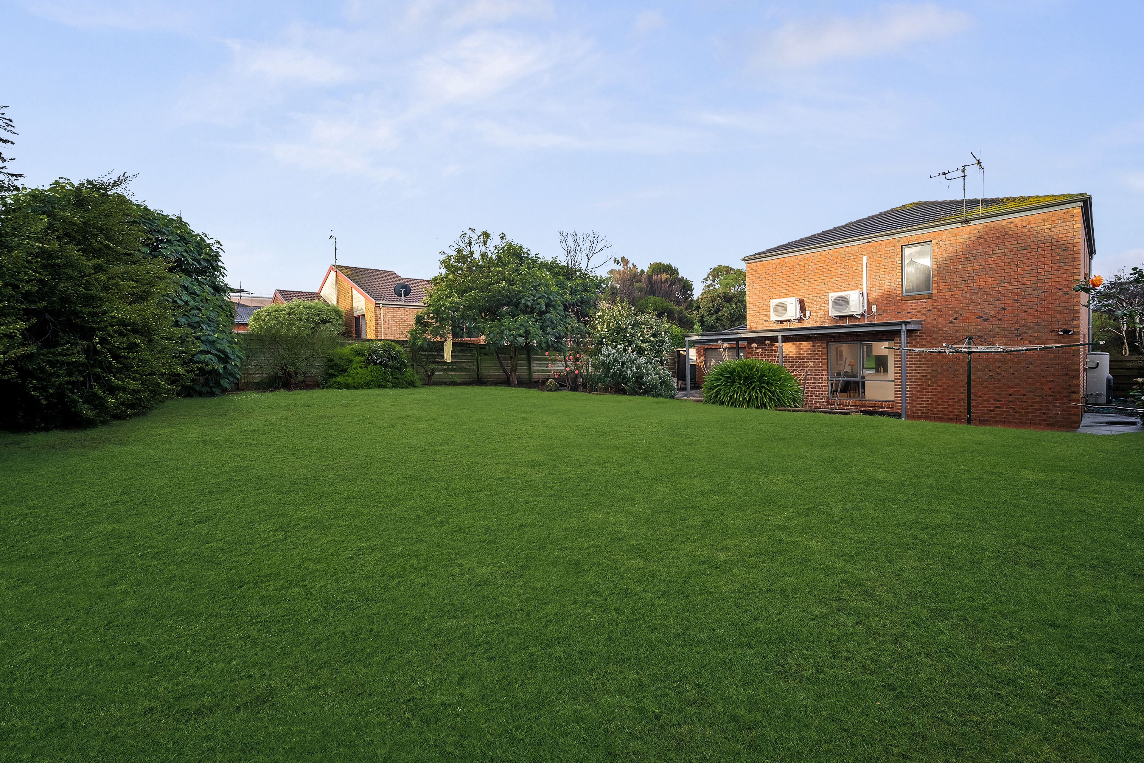 7 Mahoneys Road — photo 14 of 17