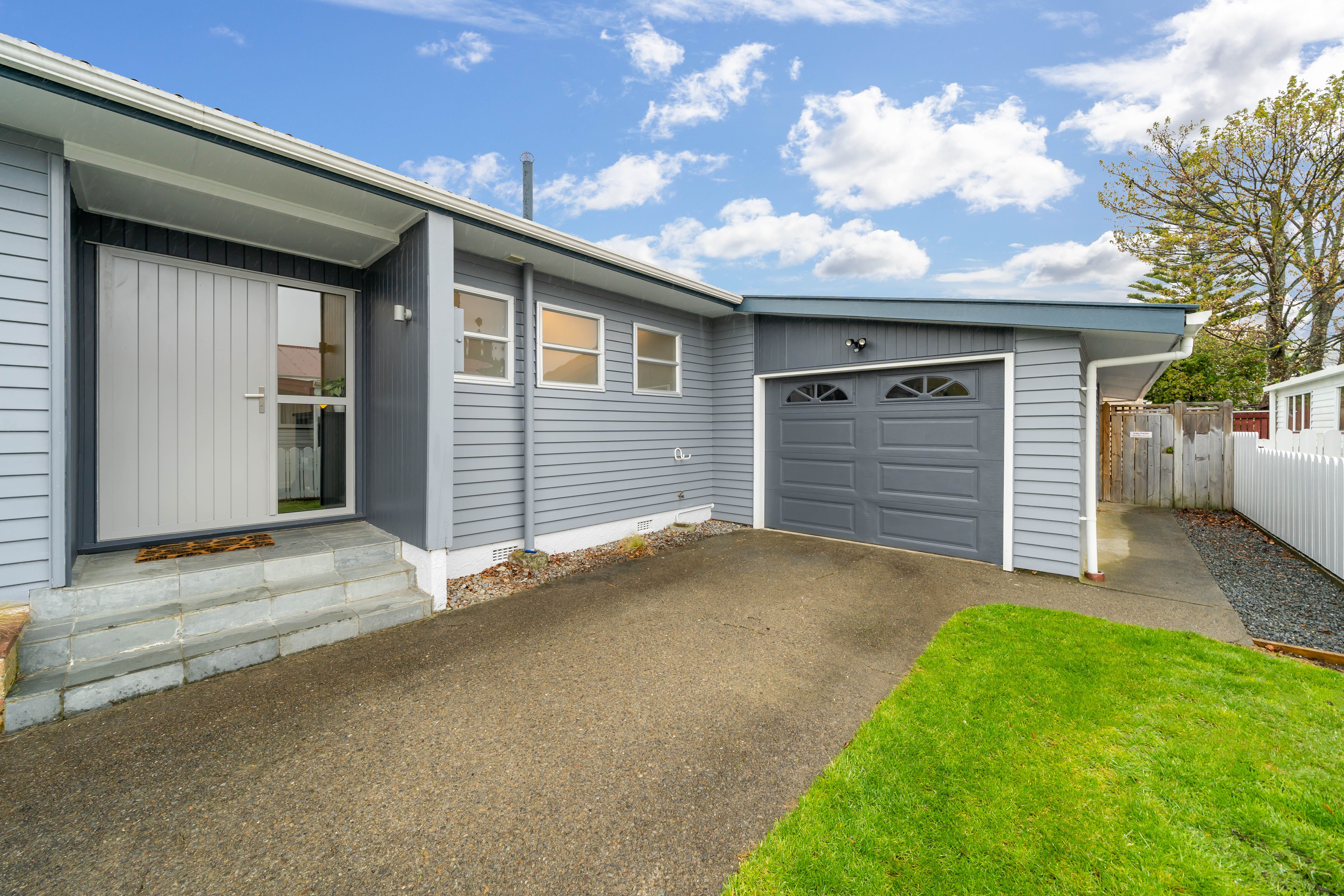 7 Riversdale Road, Clouston Park, Upper Hutt City